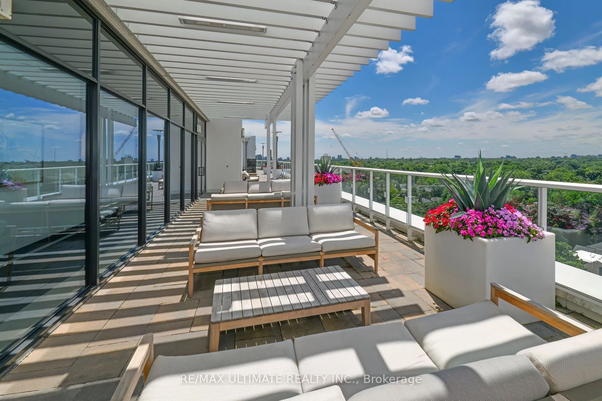 3018 Yonge Street, #806