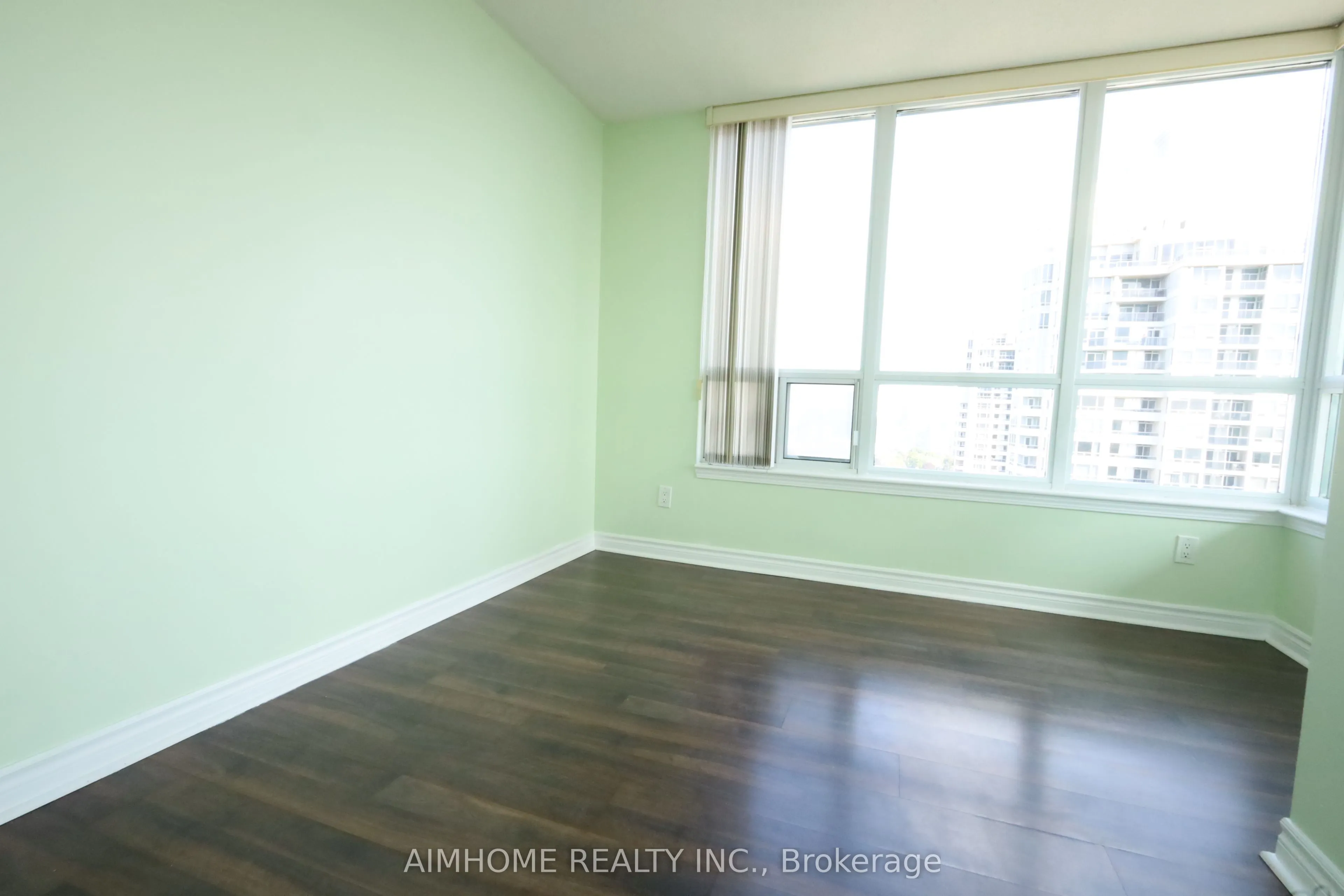 17 Barberry Place, #2107