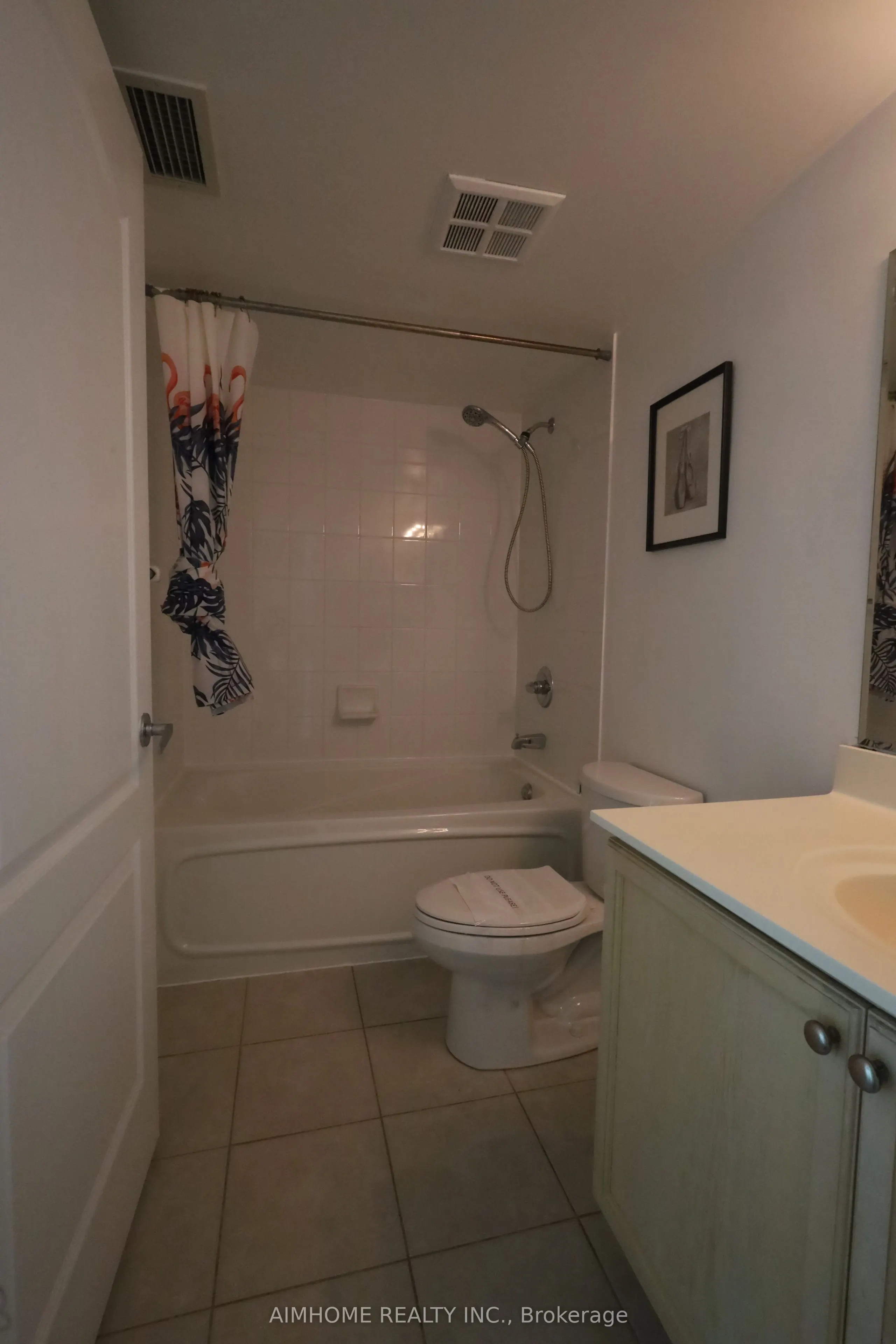 17 Barberry Place, #2107
