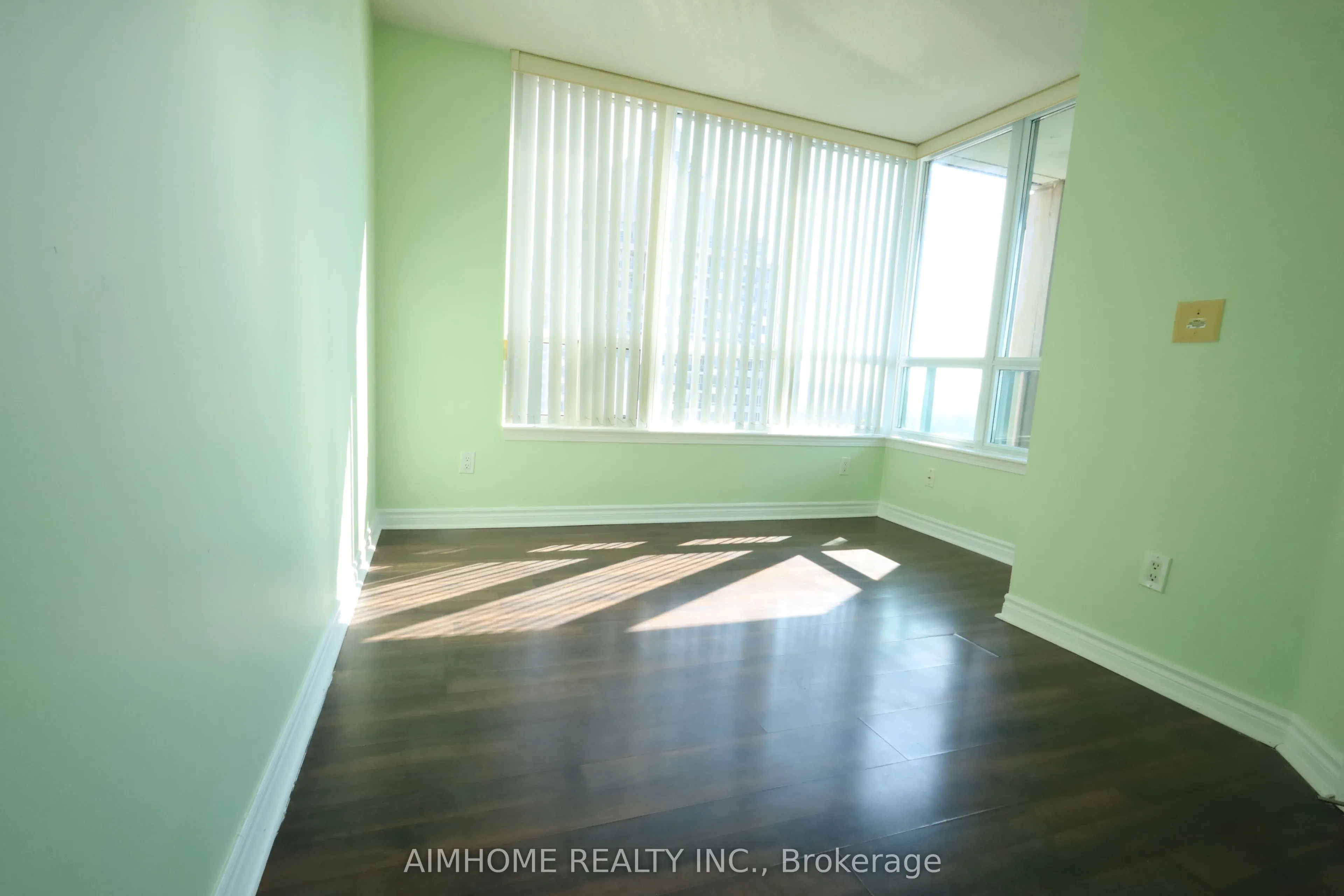 17 Barberry Place, #2107