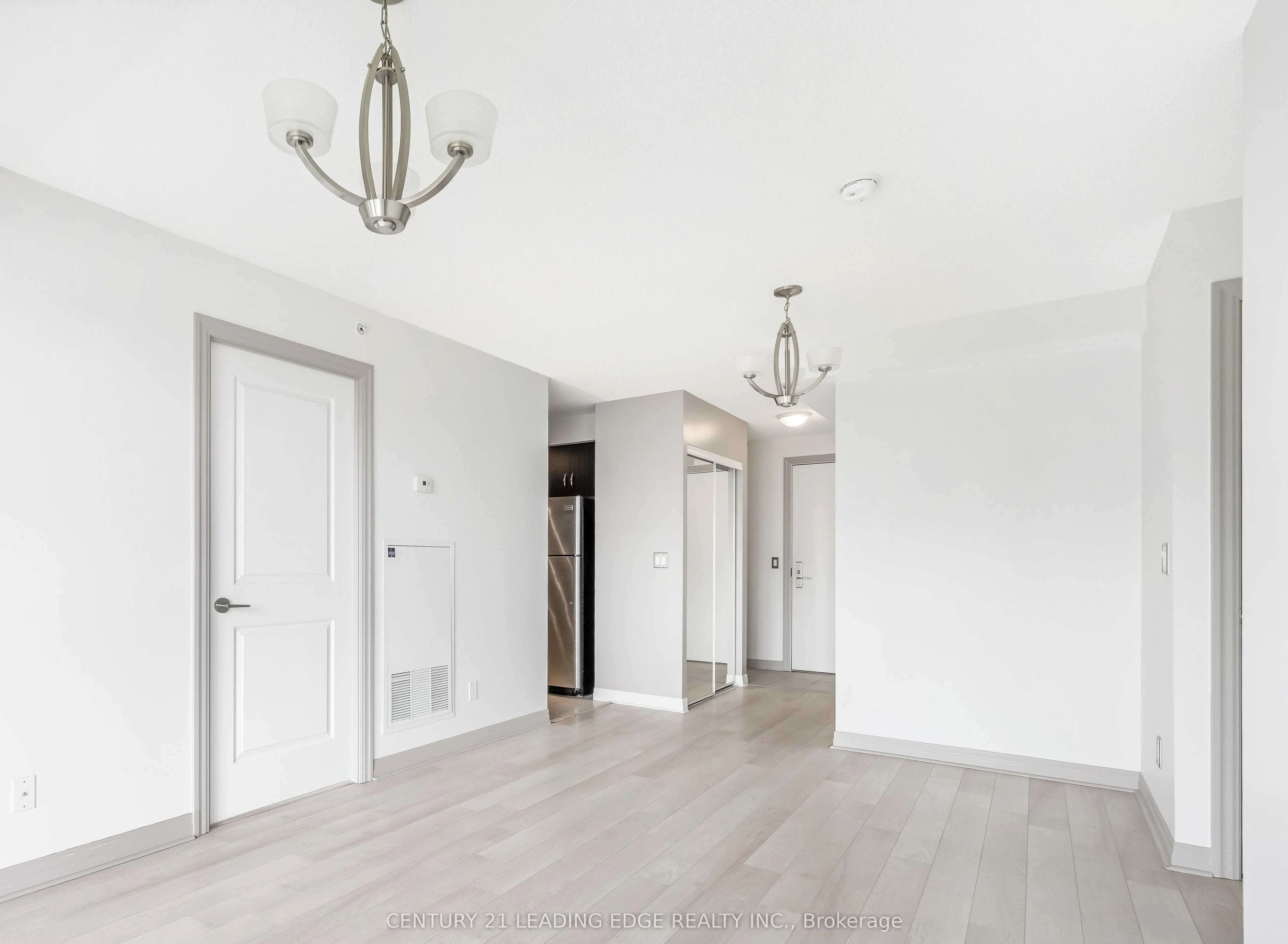 275 Yorkland Road, #711