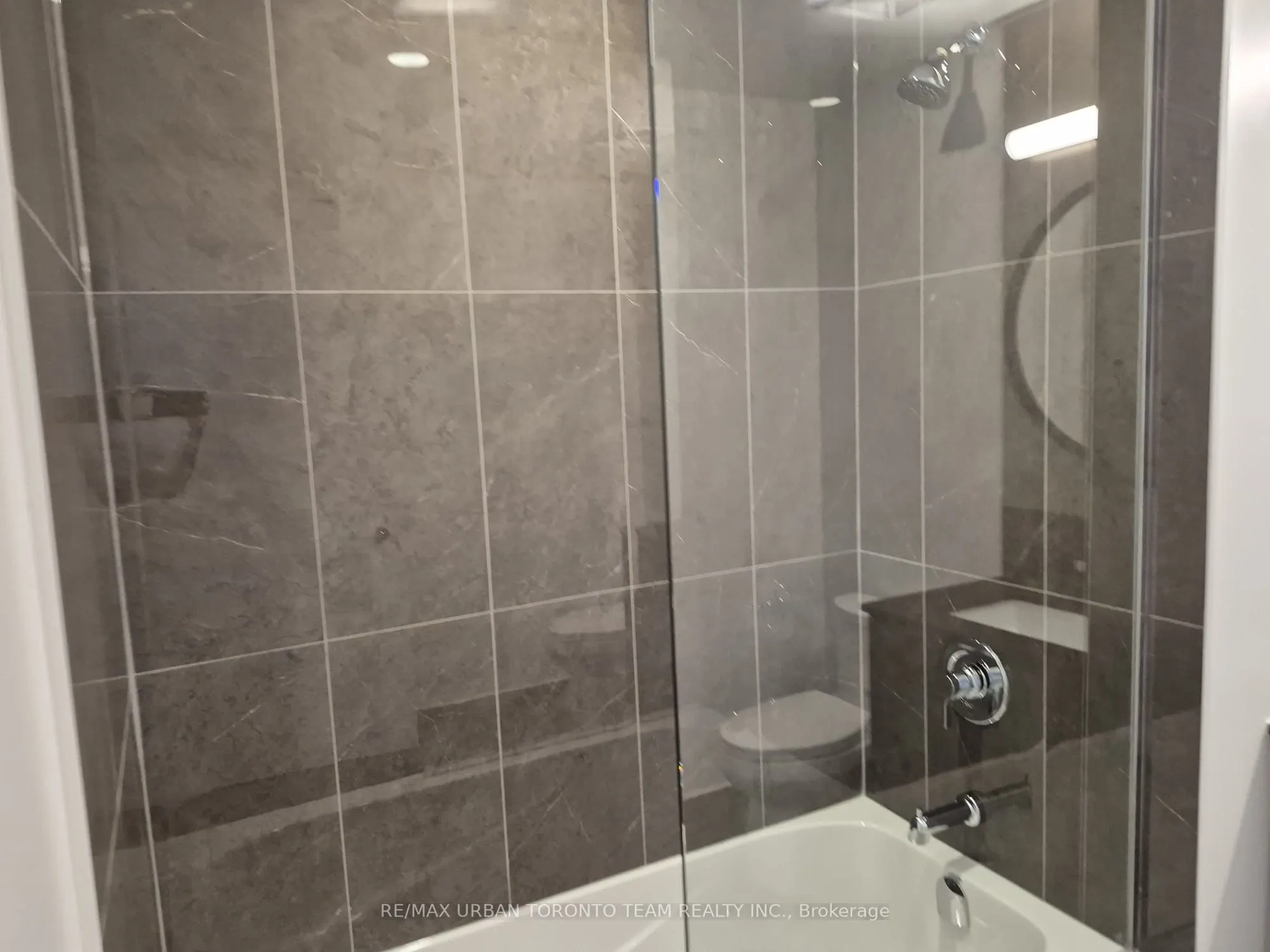771 Yonge Street, #2802