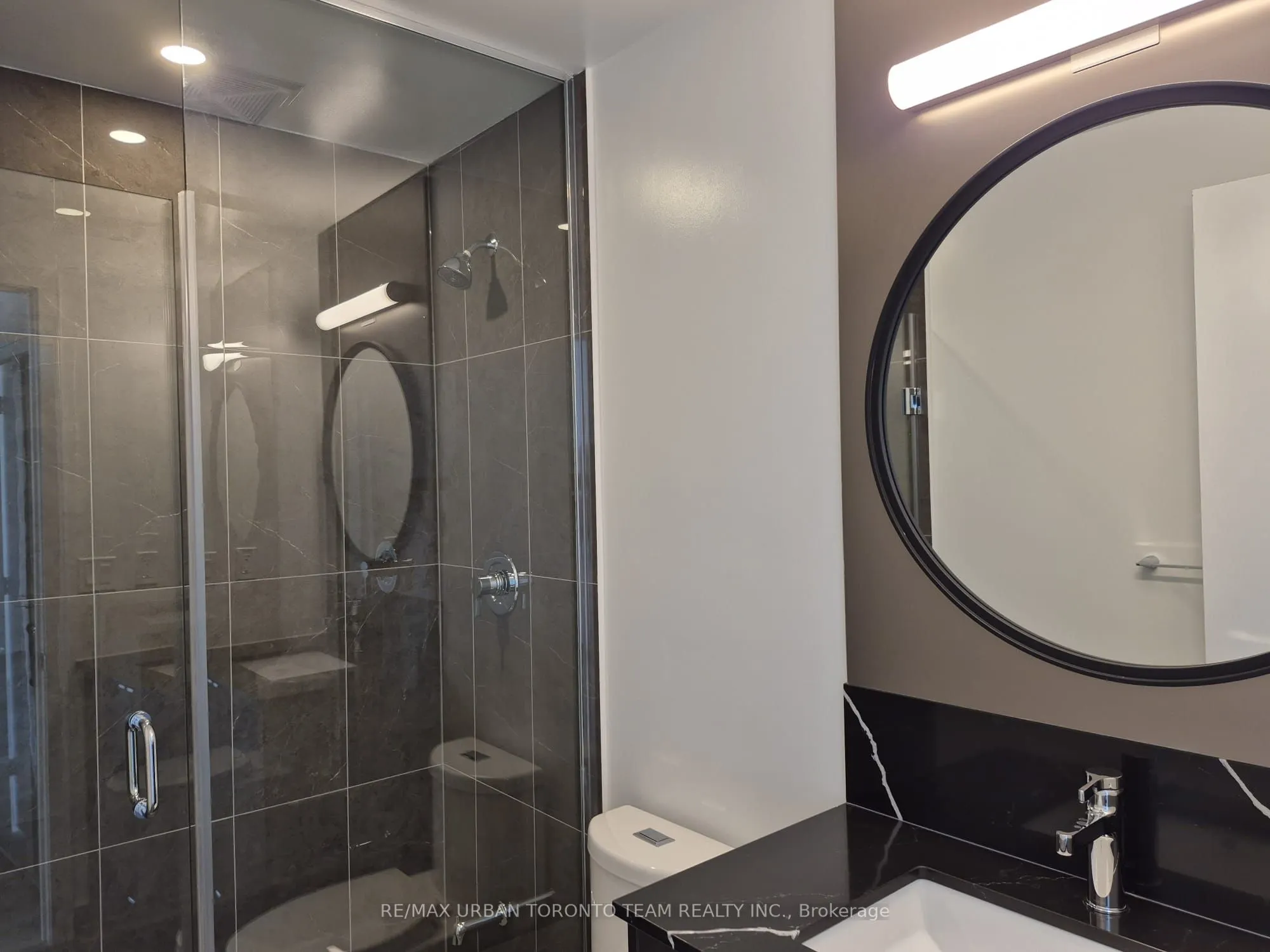 771 Yonge Street, #2802