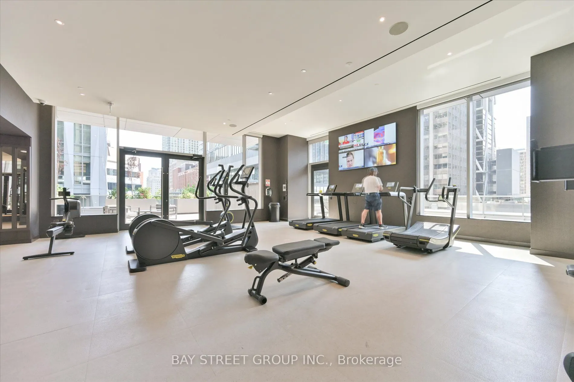 11 Yorkville Avenue, #1712