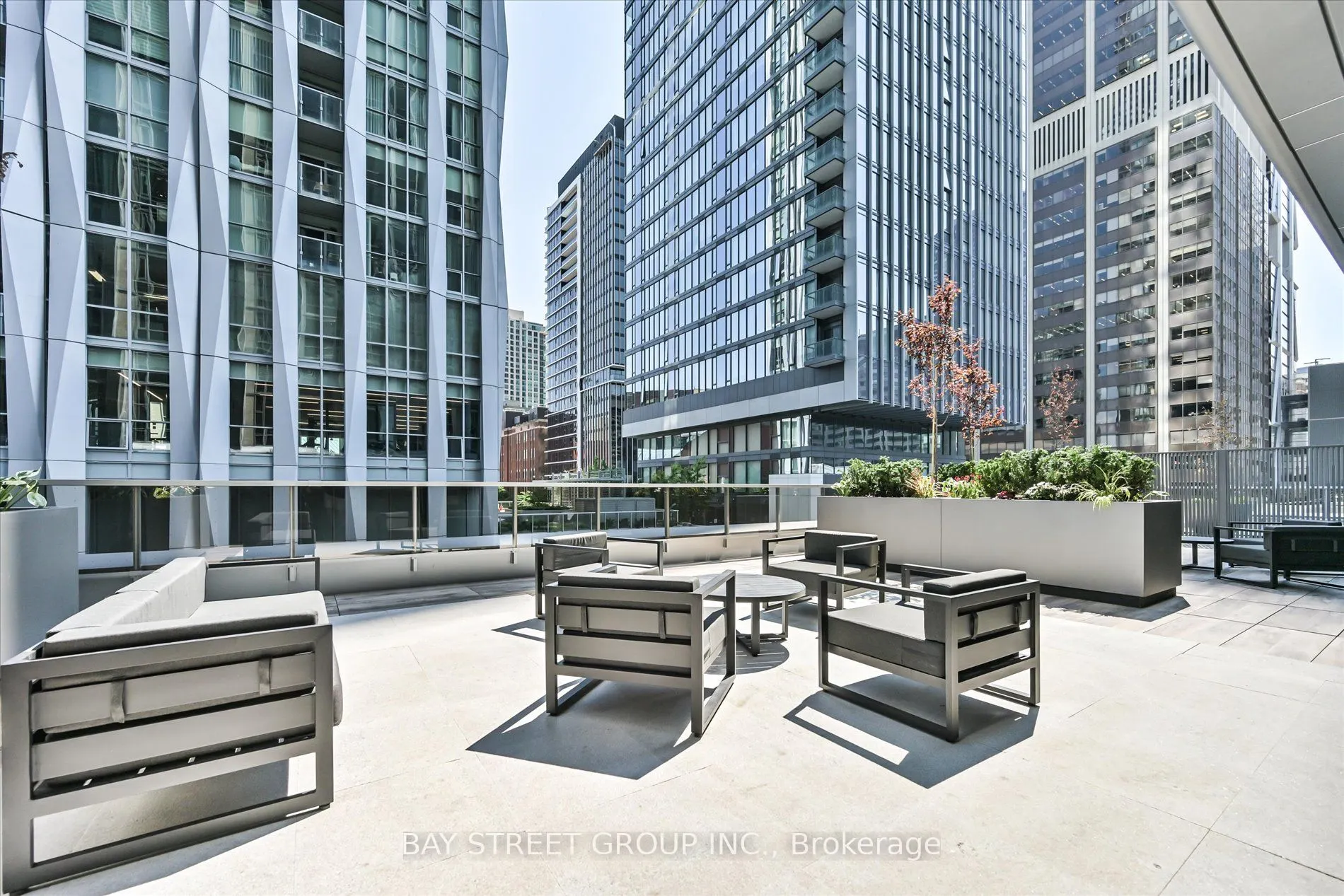 11 Yorkville Avenue, #1712