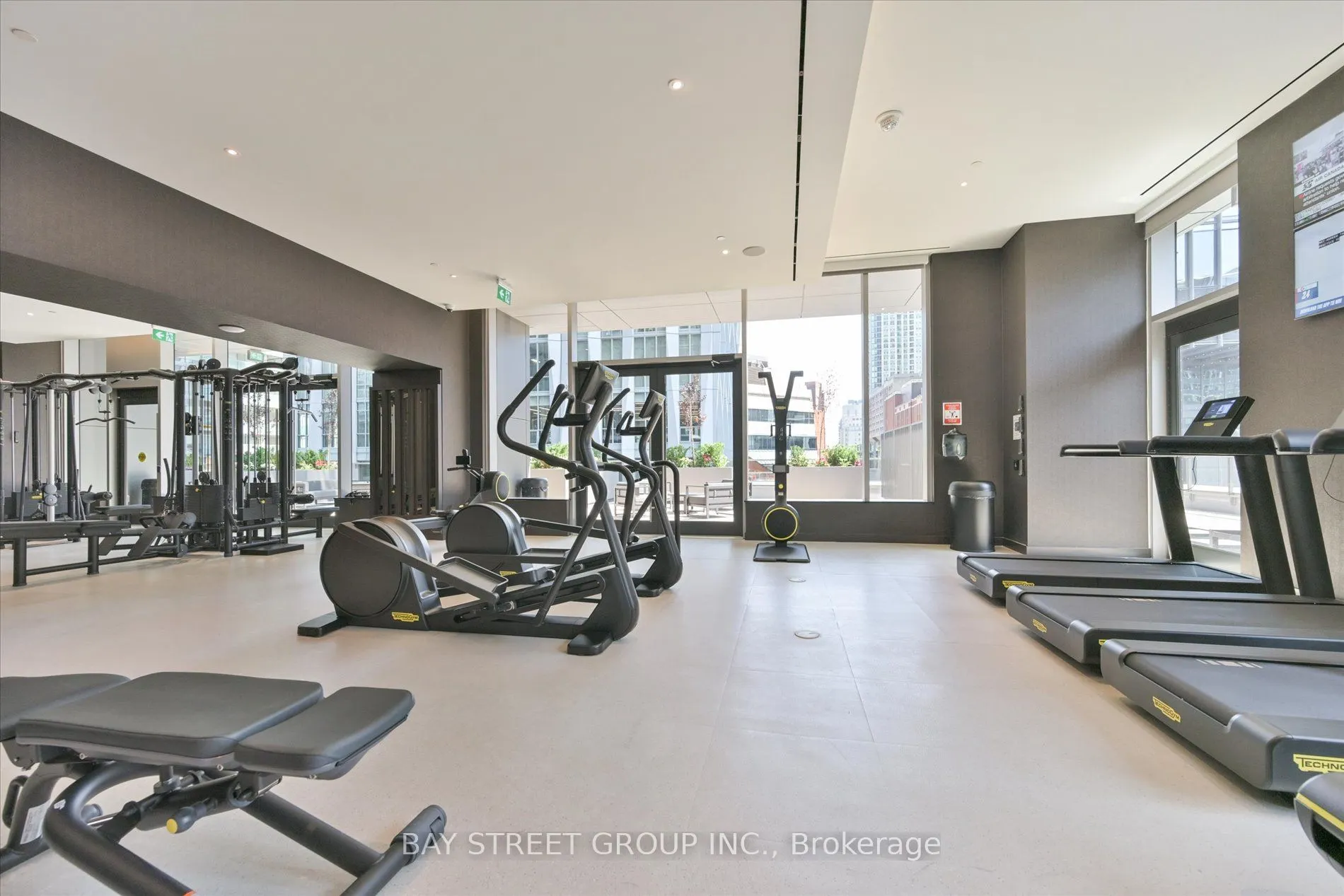 11 Yorkville Avenue, #1712
