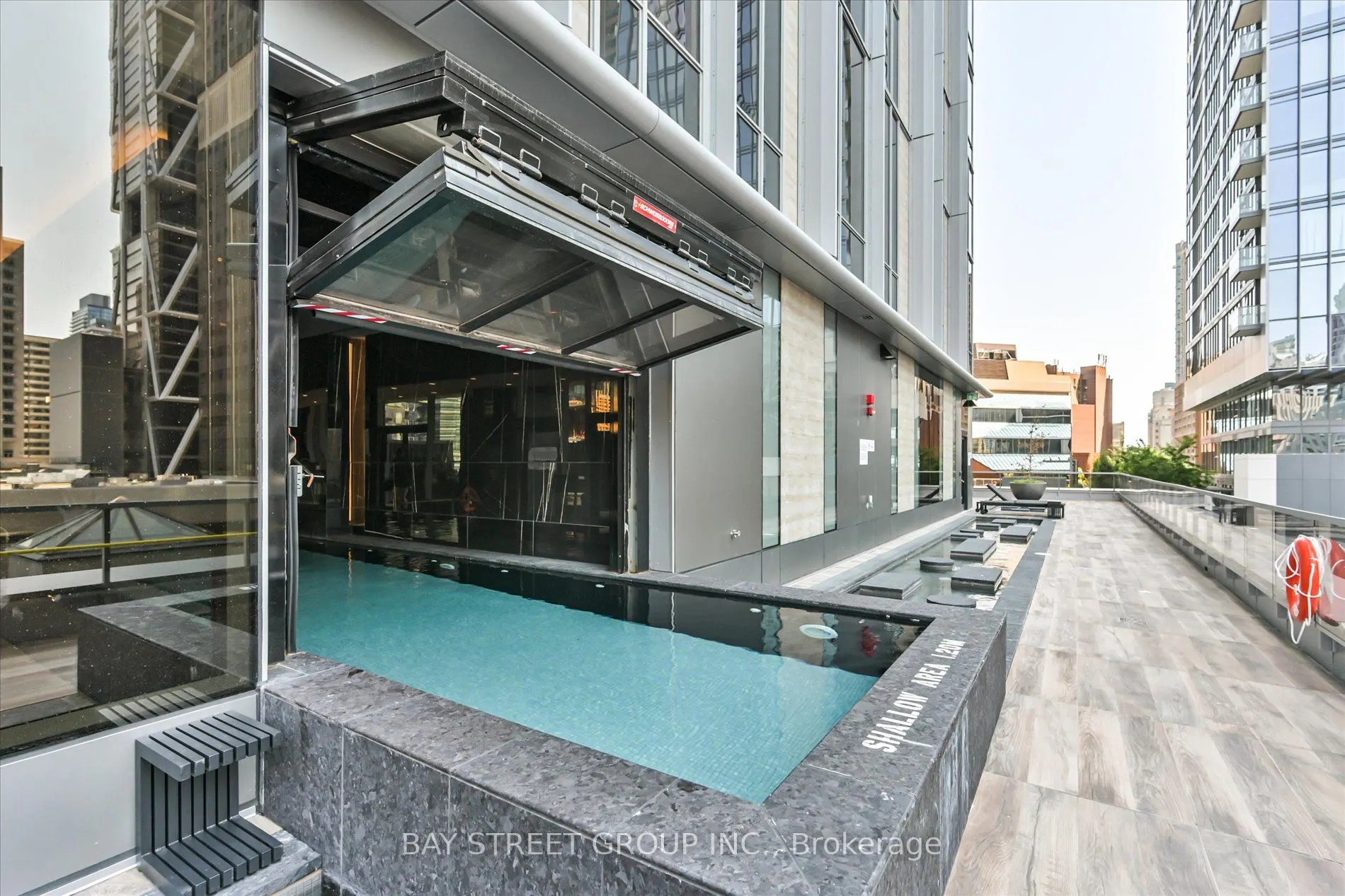 11 Yorkville Avenue, #1712