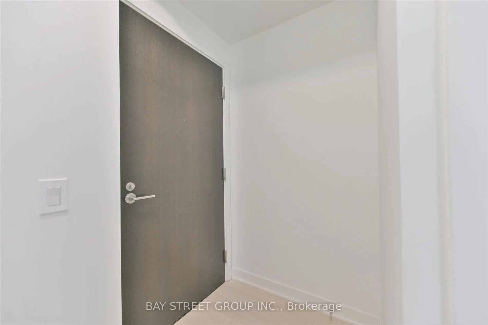 11 Yorkville Avenue, #1712