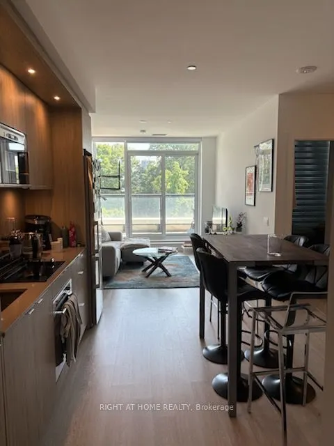30 Inn On The Park Drive, #414
