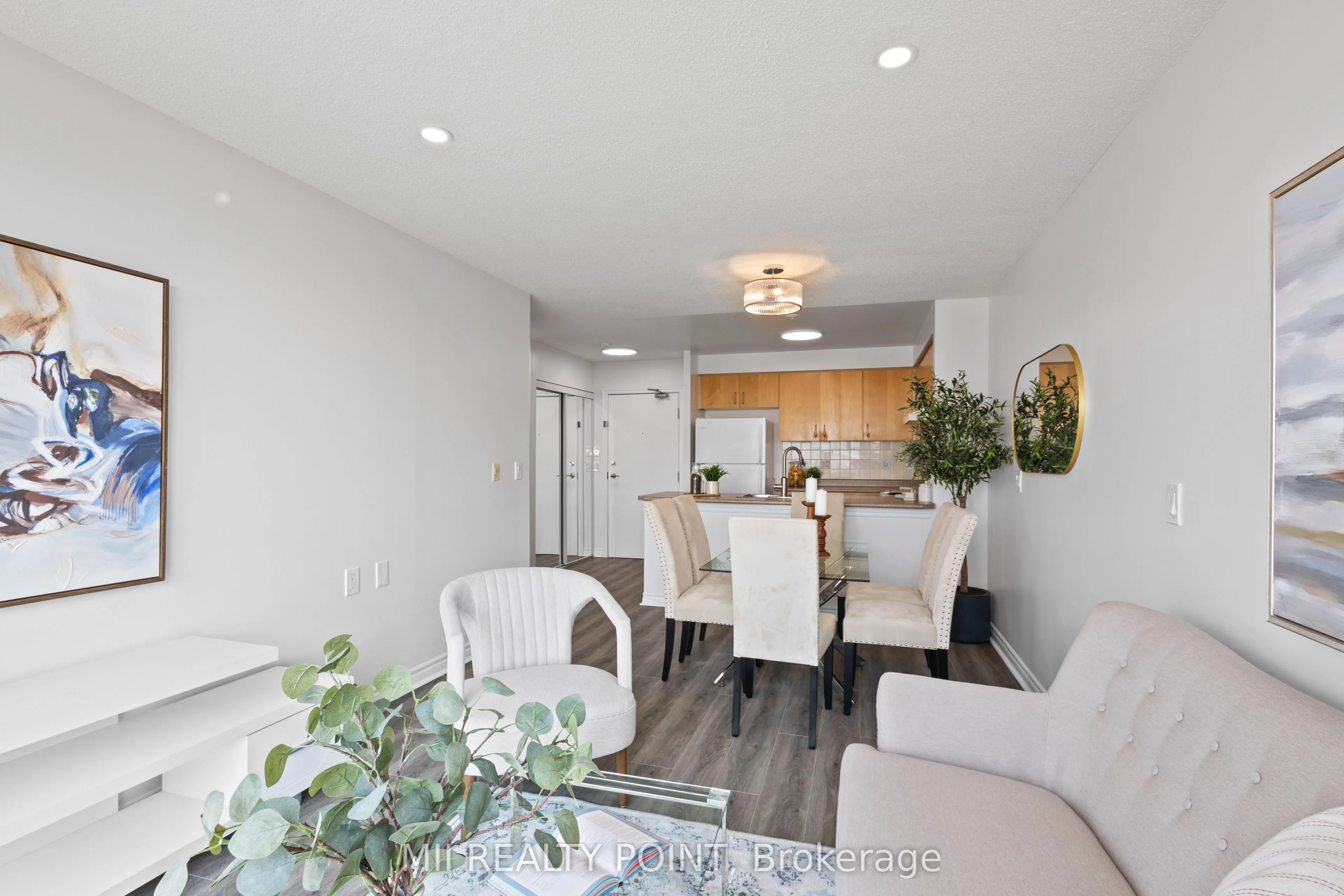 1030 Sheppard Avenue W, #908