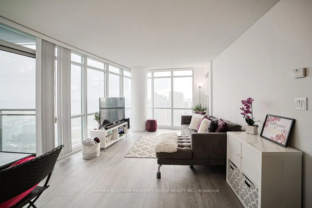 11 Brunel Court, #4515
