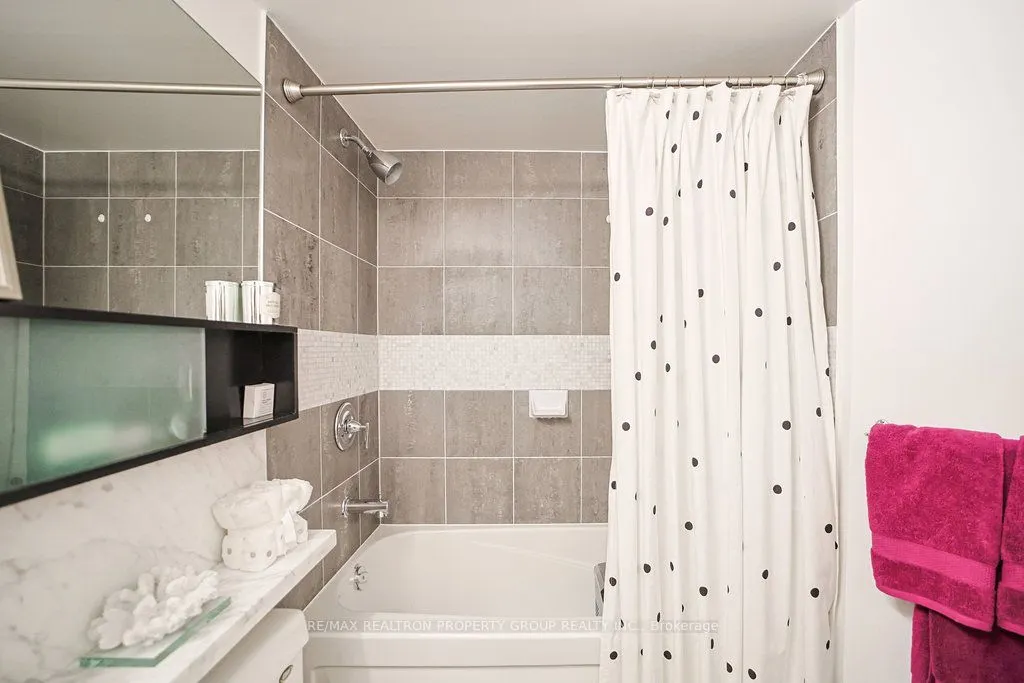 11 Brunel Court, #4515
