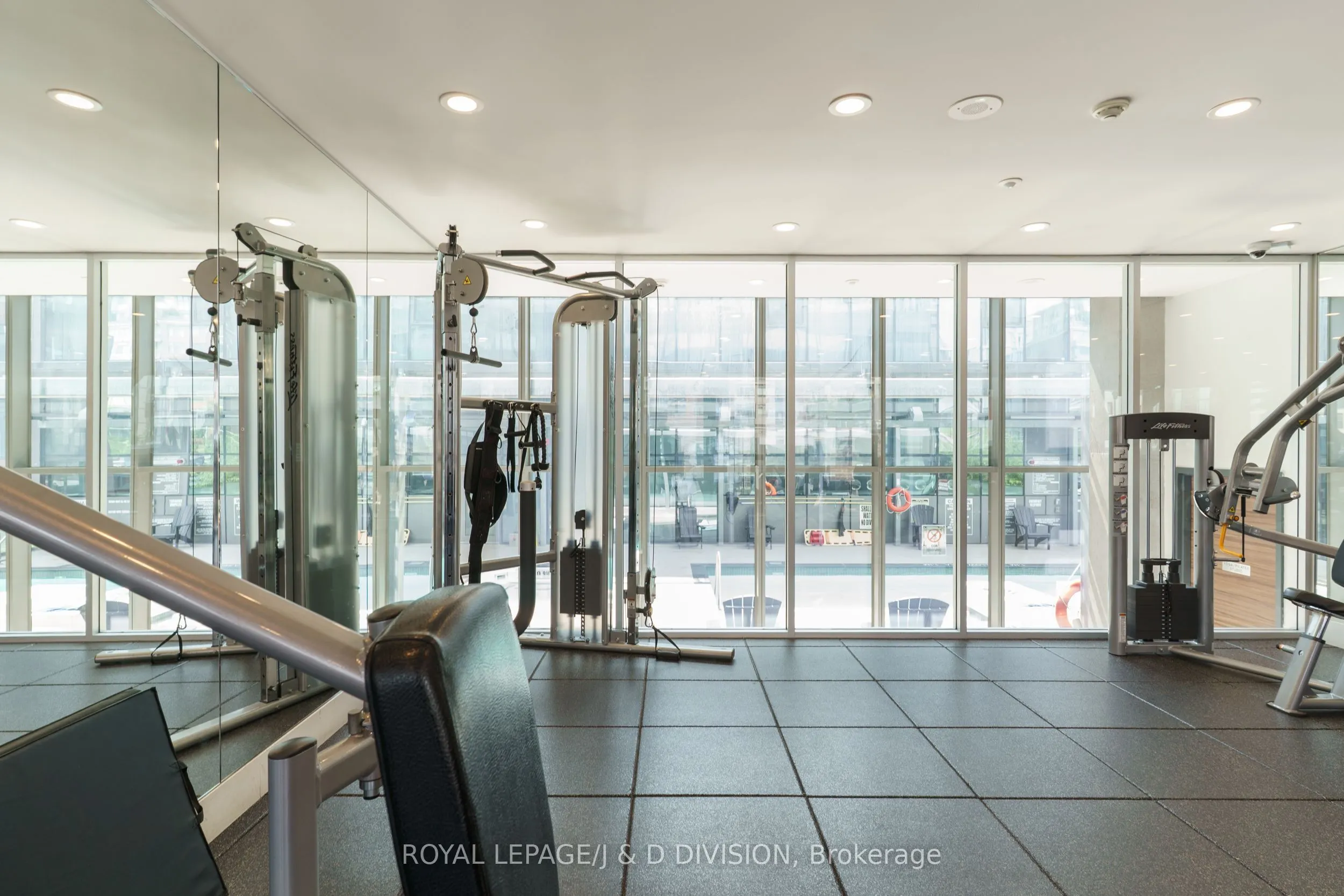 390 Cherry Street, #3105