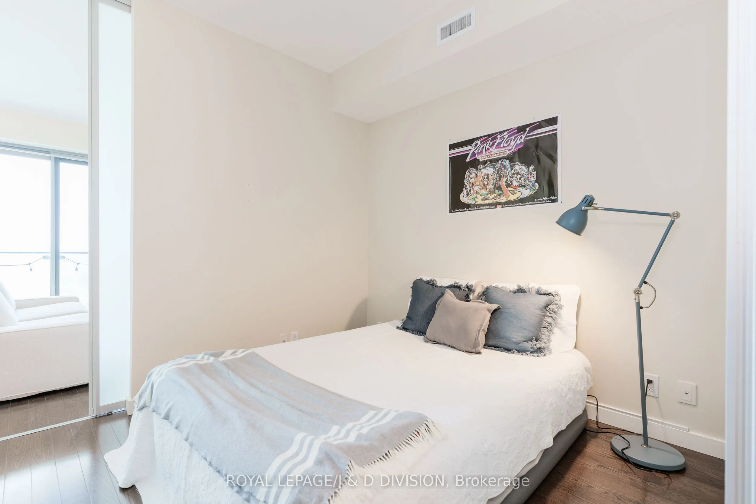 390 Cherry Street, #3105