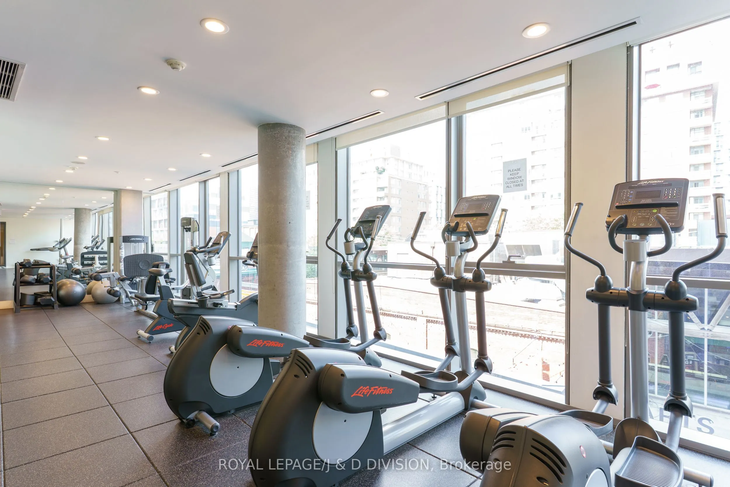 390 Cherry Street, #3105