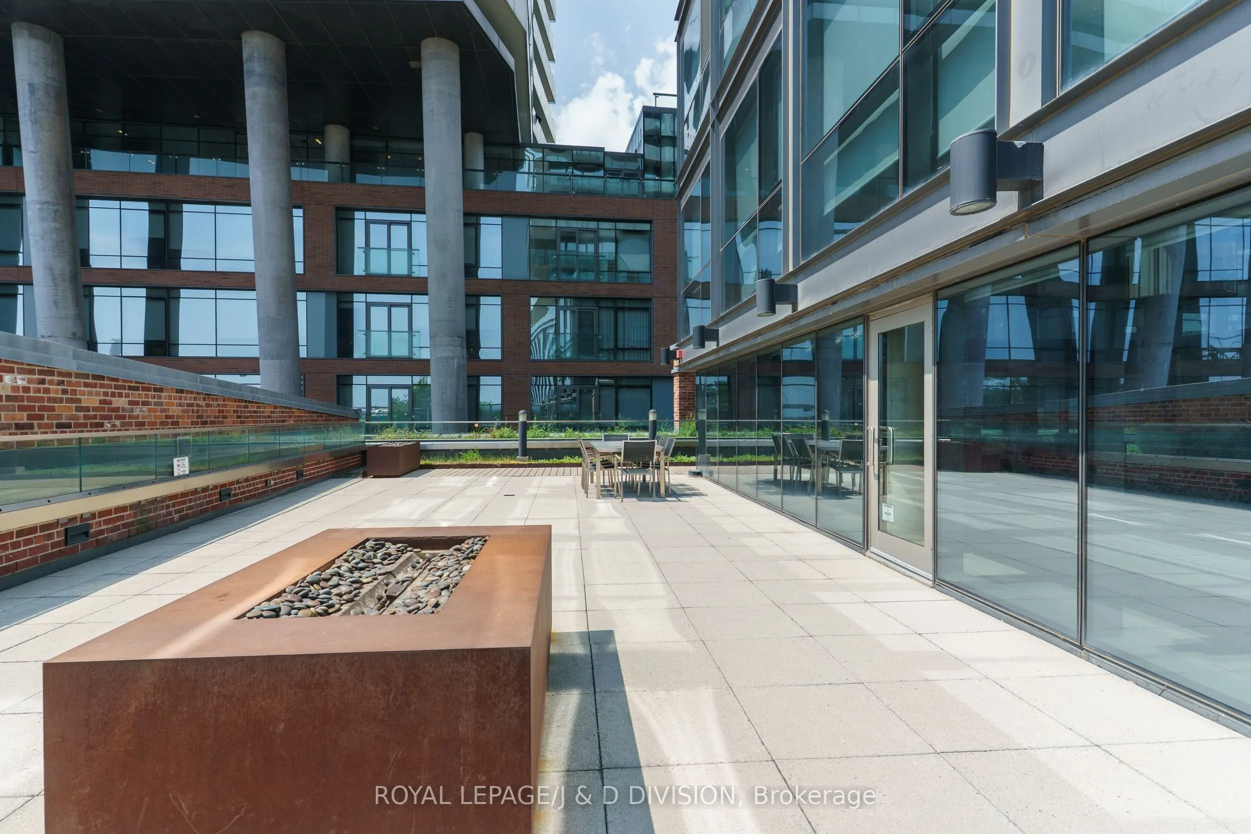390 Cherry Street, #3105