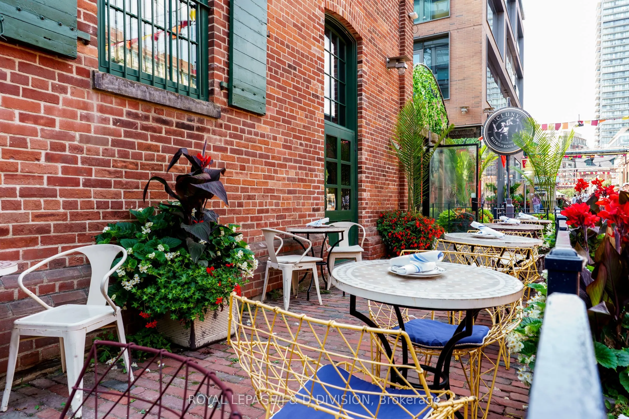 390 Cherry Street, #3105