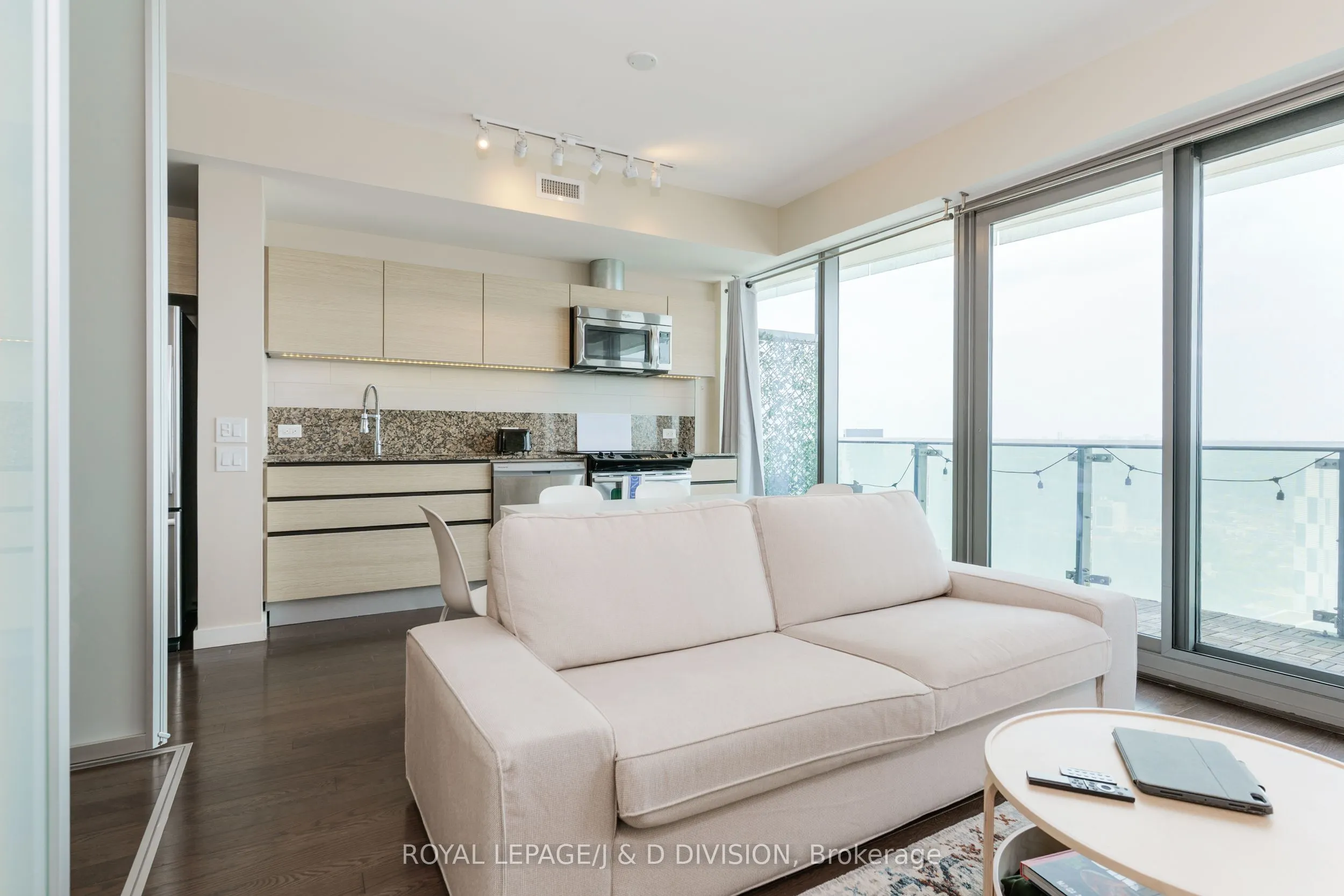 390 Cherry Street, #3105