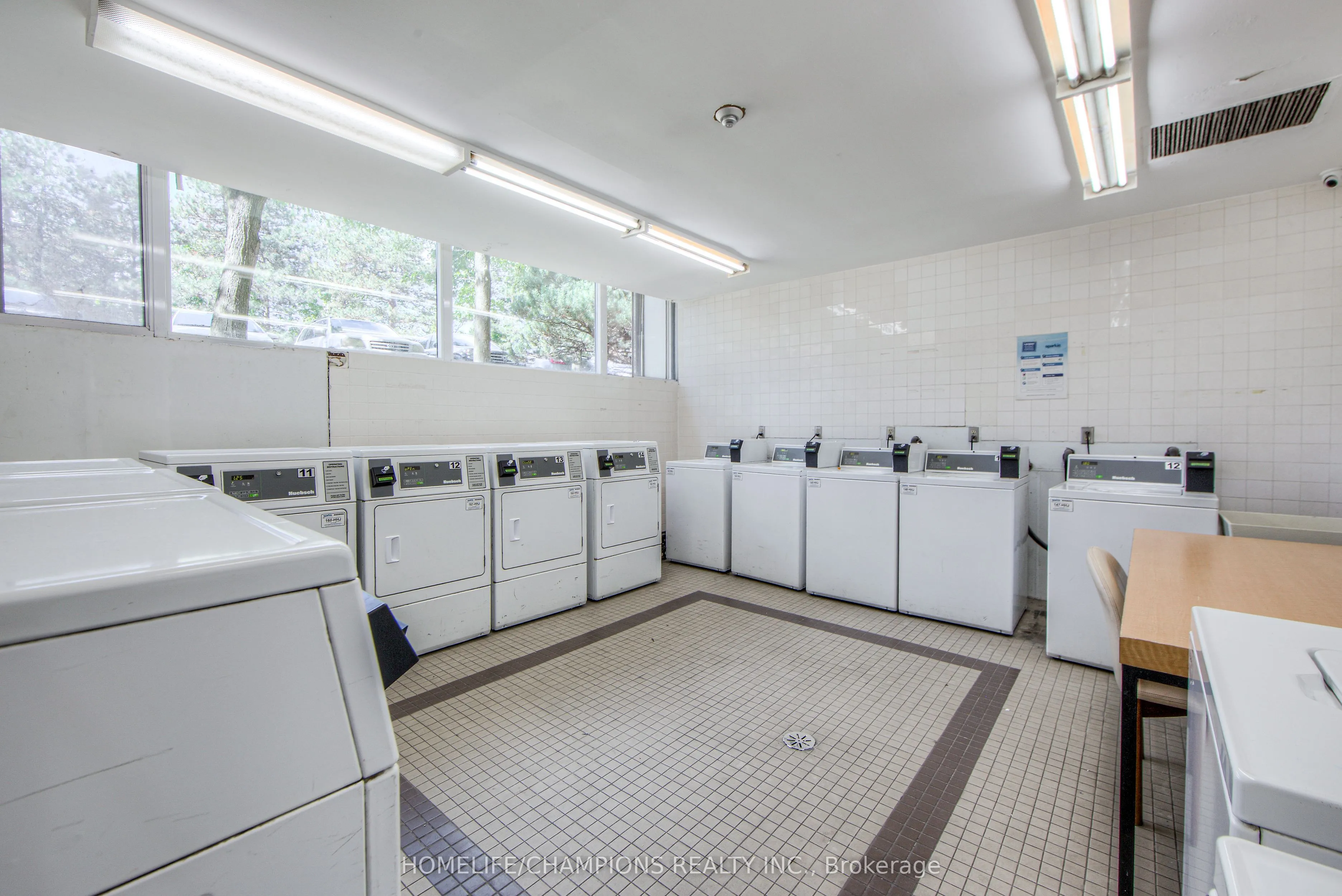 100 Leeward Glenway, #1210