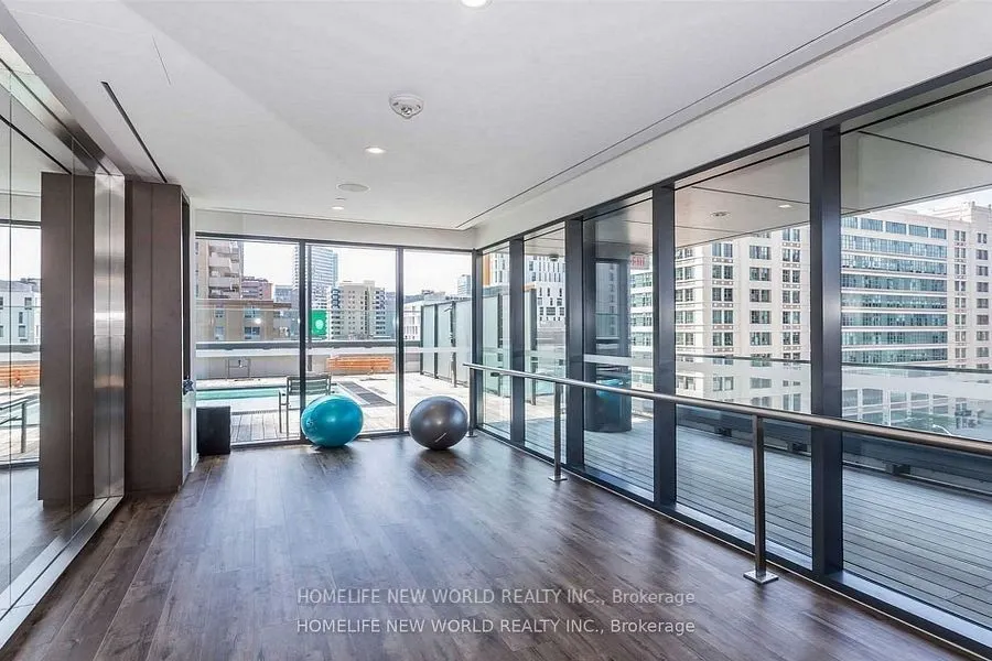 159 dundas Street E, #3606 (Room 2)