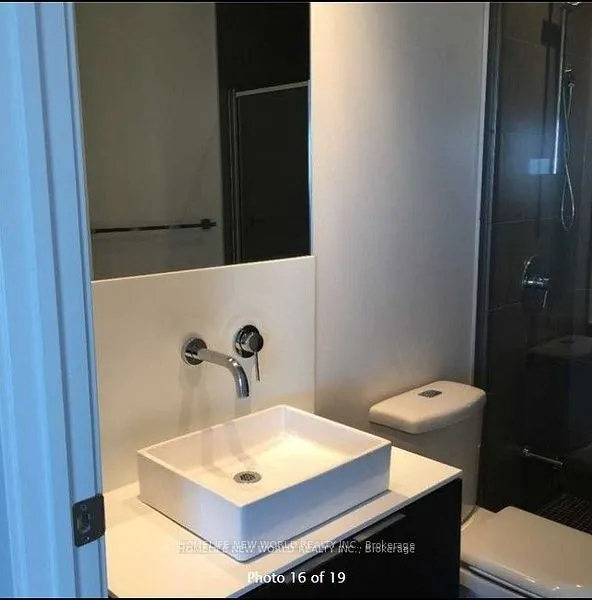 159 dundas Street E, #3606 (Room 2)