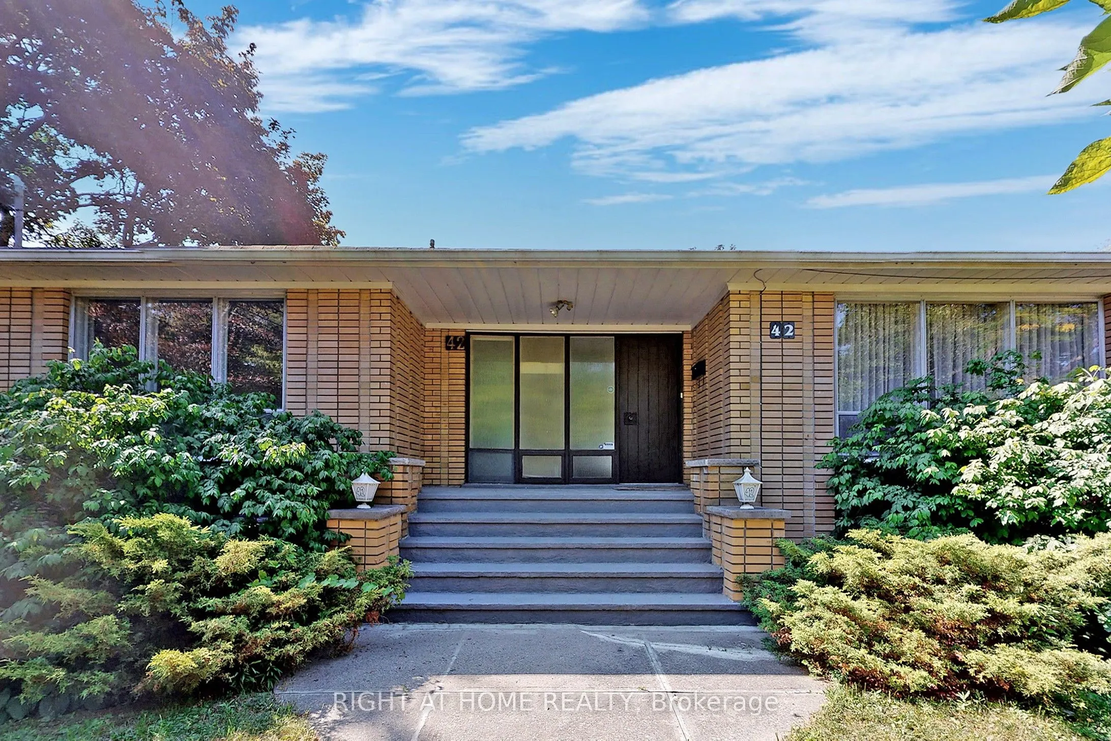 42 Denmark Crescent