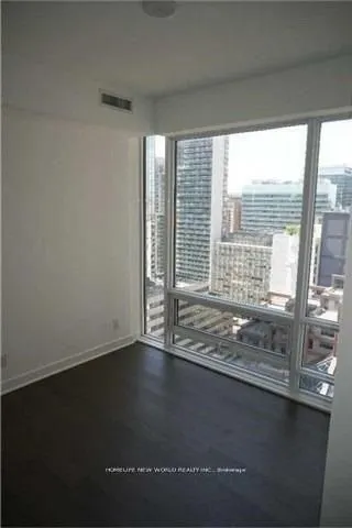 15 Grenville Street, #903