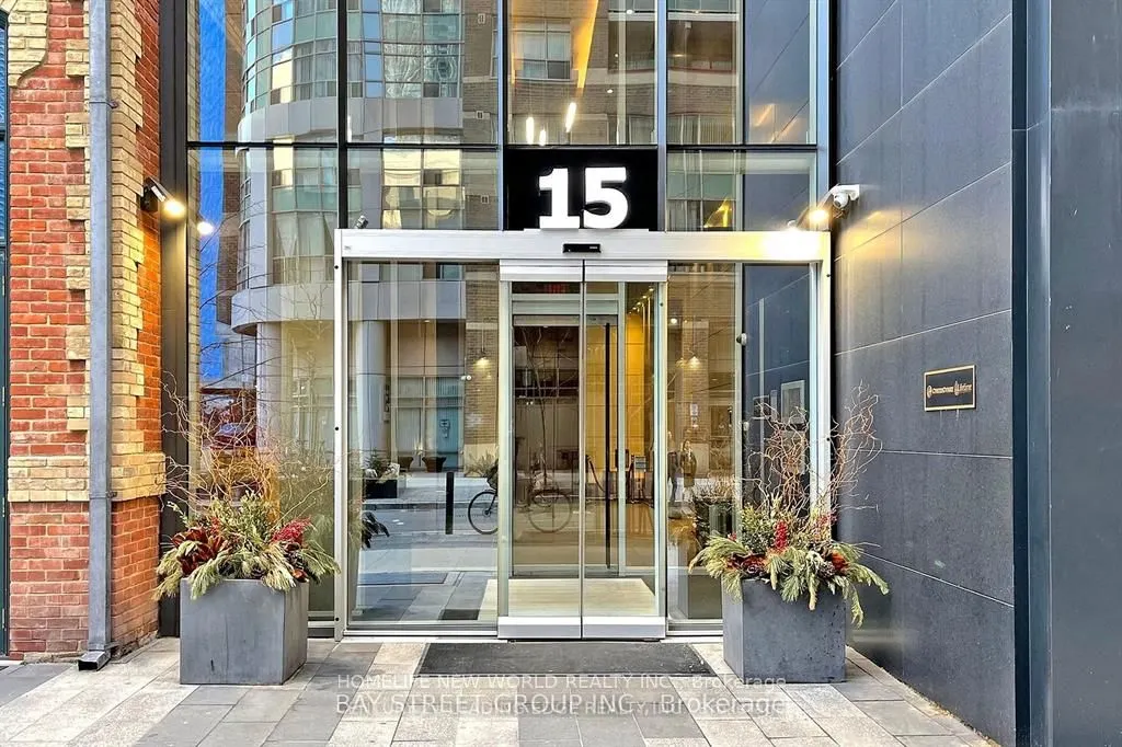 15 Grenville Street, #903
