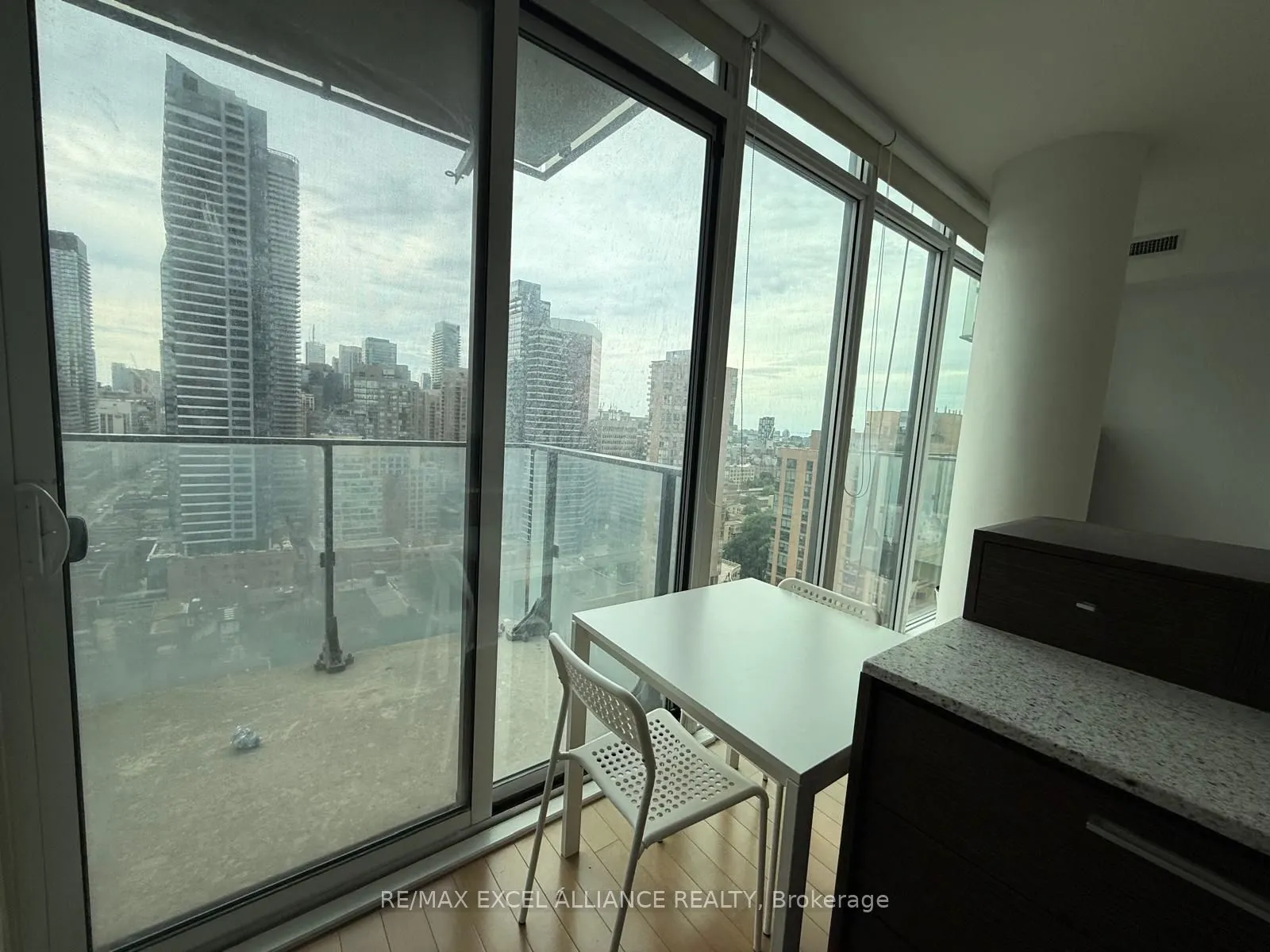75 St Nicholas Street, #2103