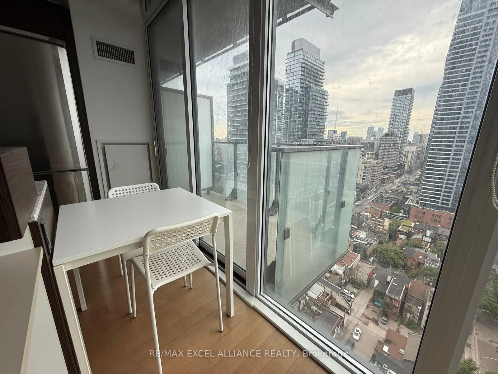 75 St Nicholas Street, #2103