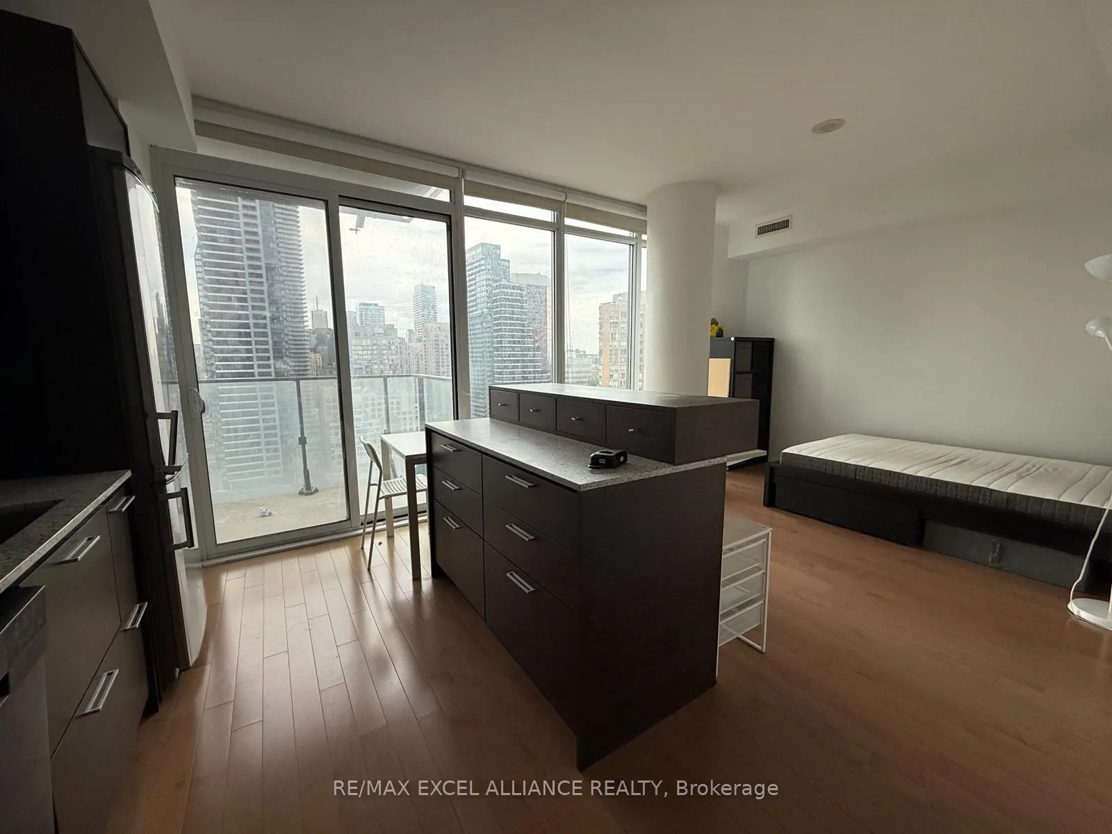 75 St Nicholas Street, #2103