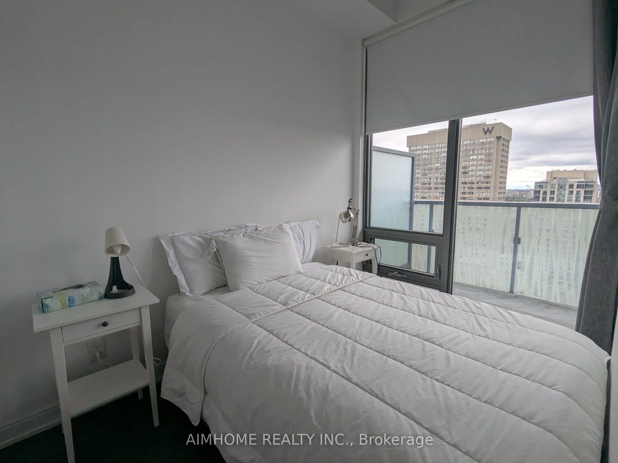 50 Charles Street E, #3010