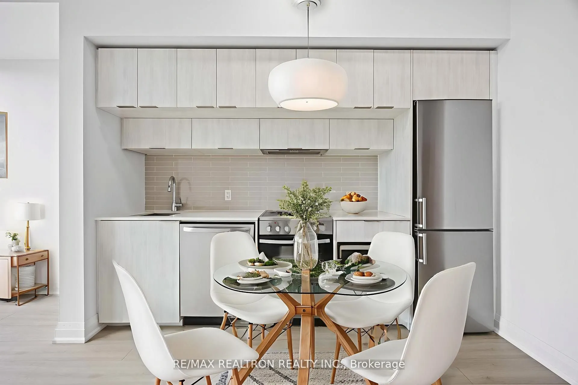 181 Dundas Street E, #1207