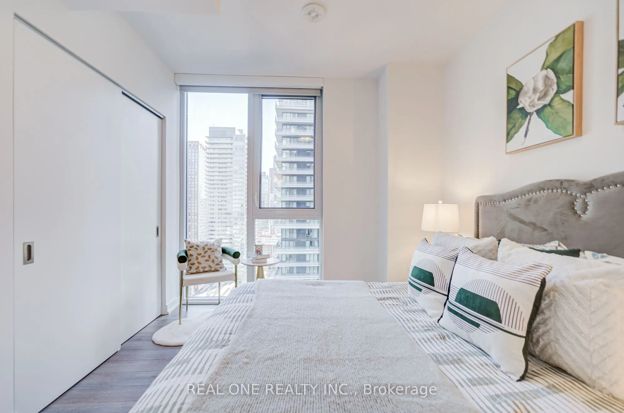 357 King Street W, #2803