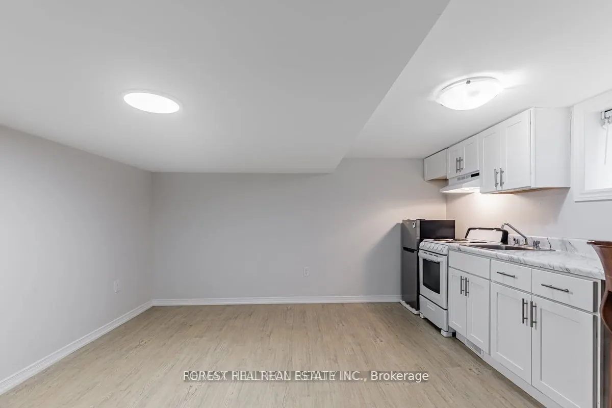 41 Fairholme Avenue #Bsmt