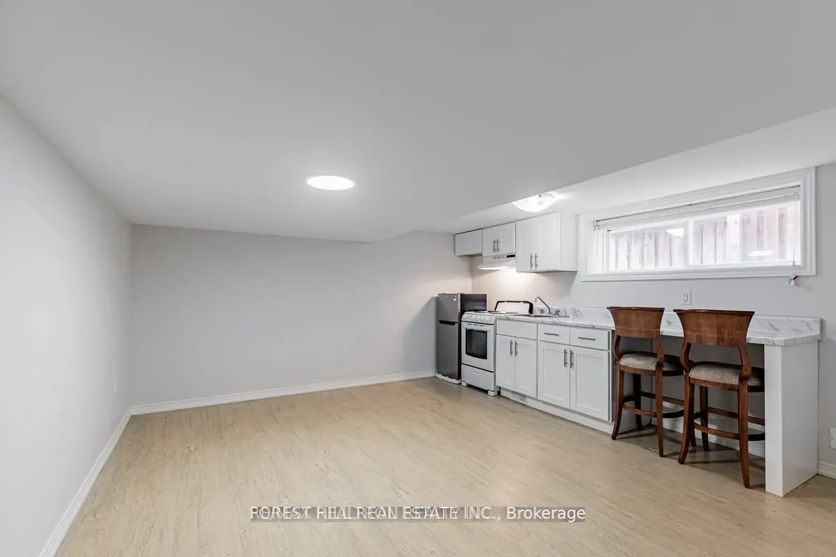 41 Fairholme Avenue #Bsmt