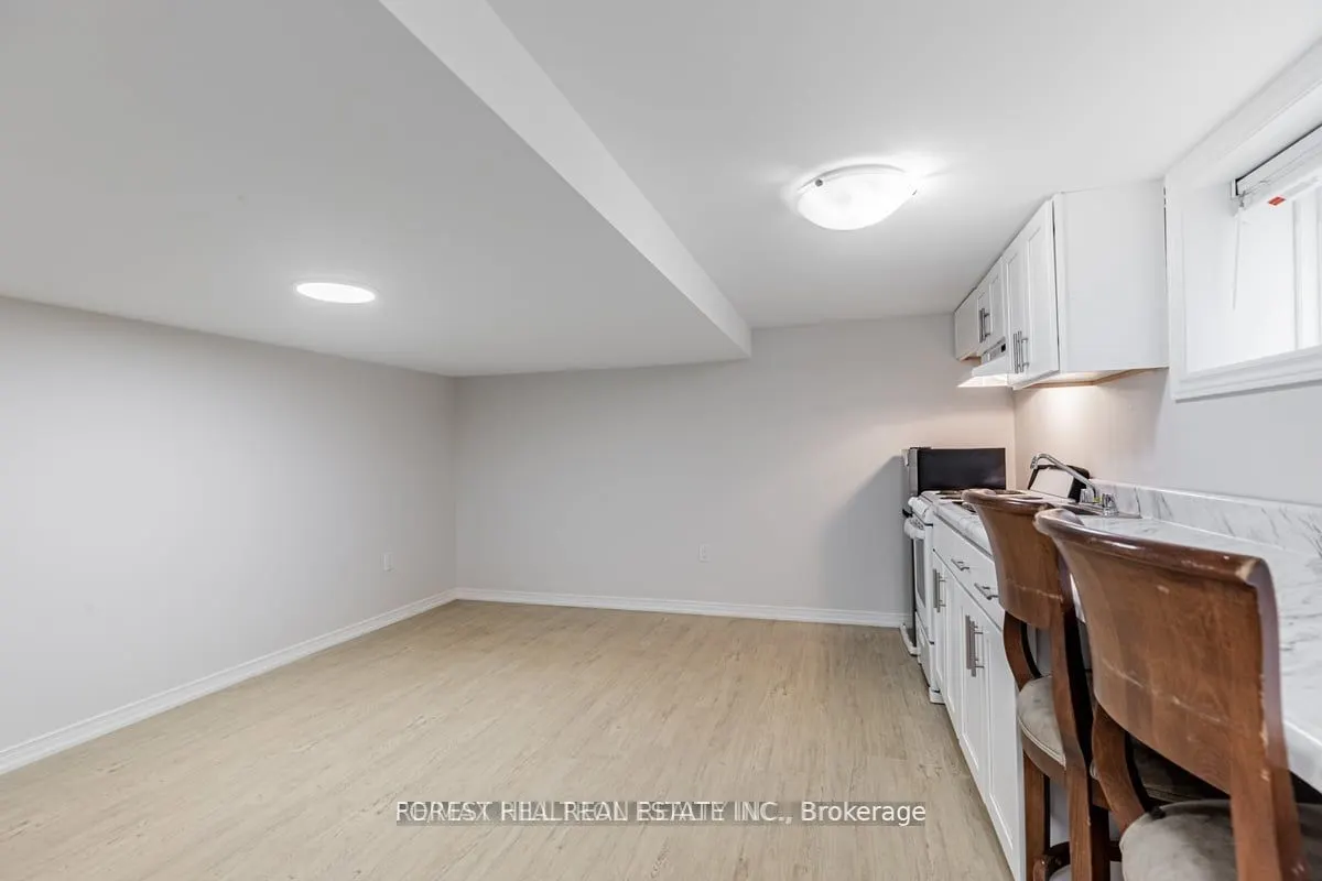 41 Fairholme Avenue #Bsmt