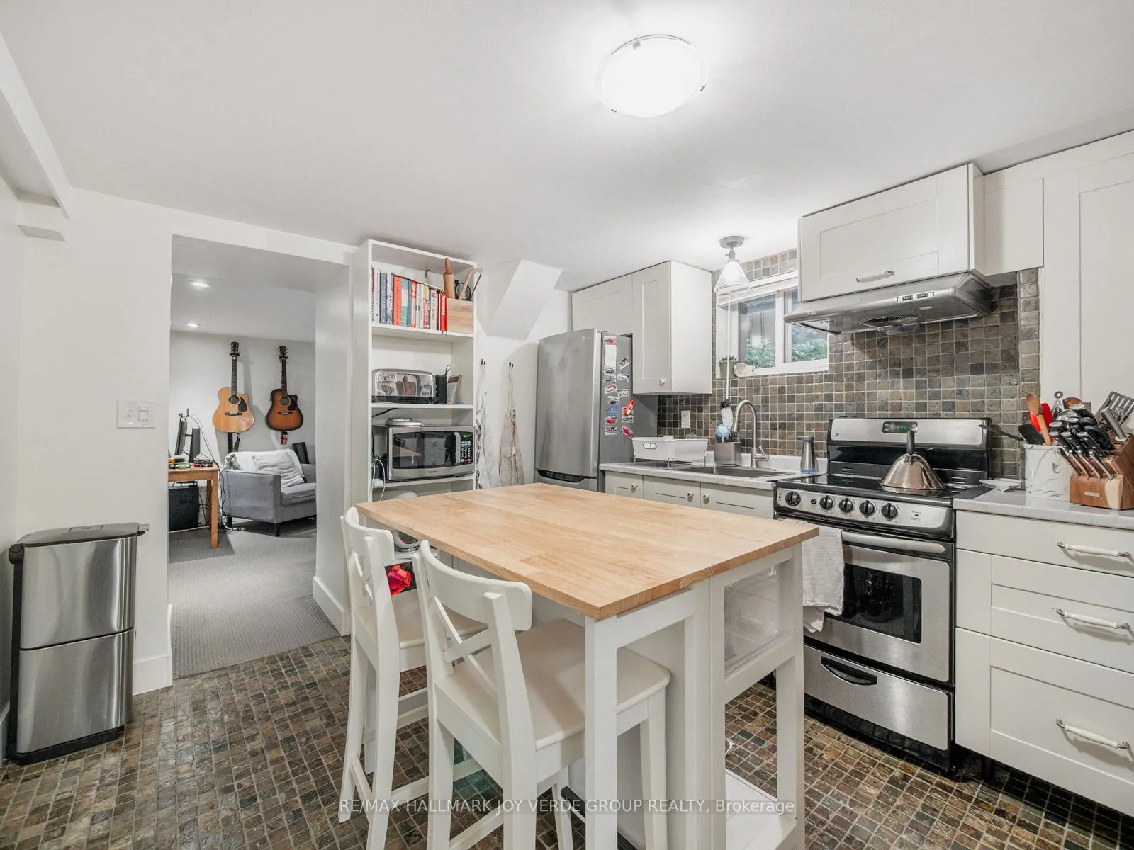 304 Keewatin Avenue