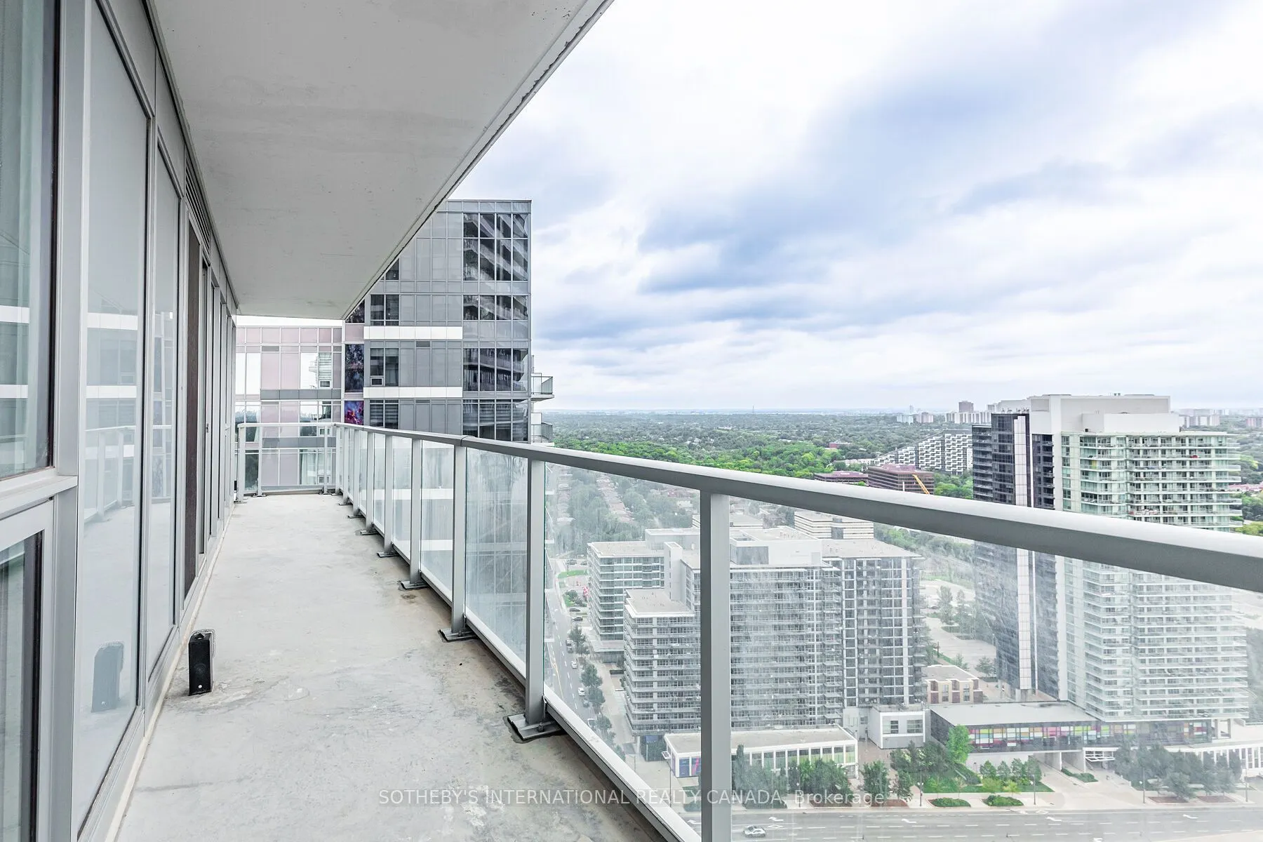 117 McMahon Drive, #3109