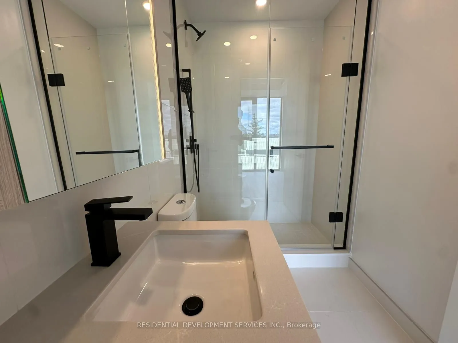 699 Sheppard Avenue E, #623