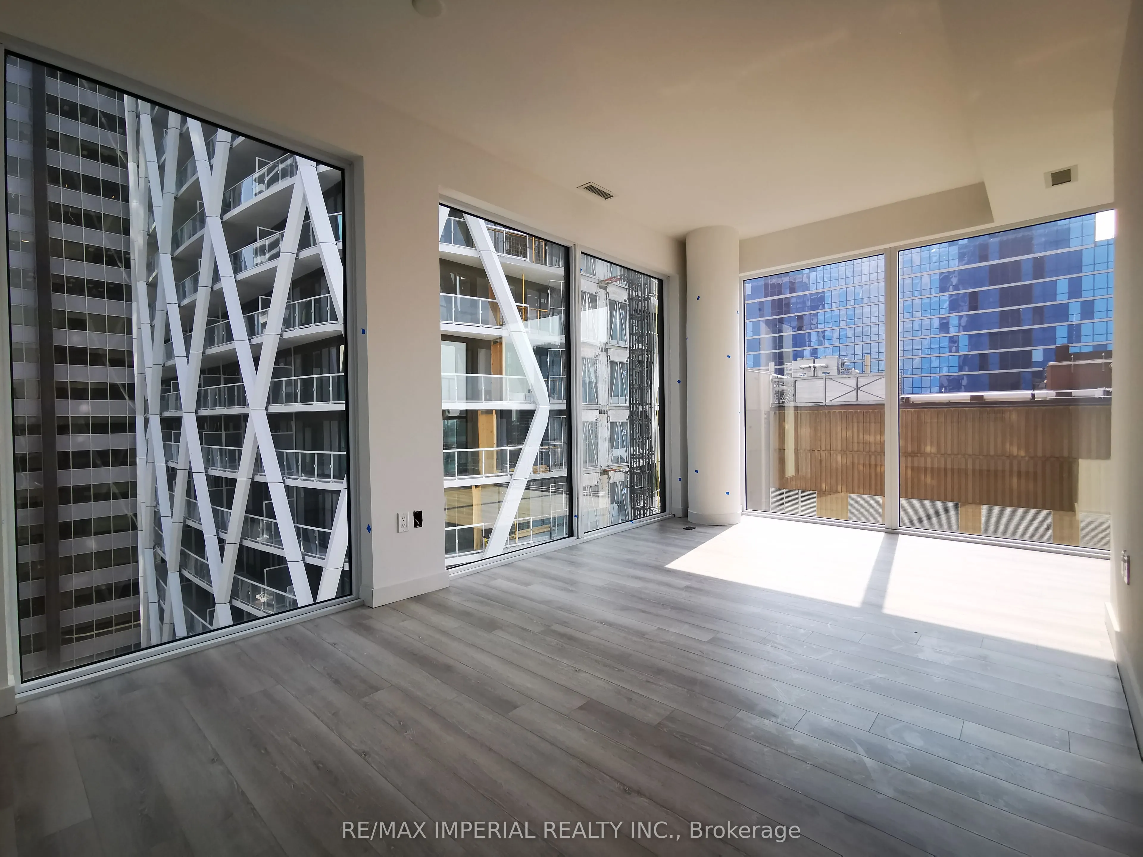 121 St Patrick Street, #1621