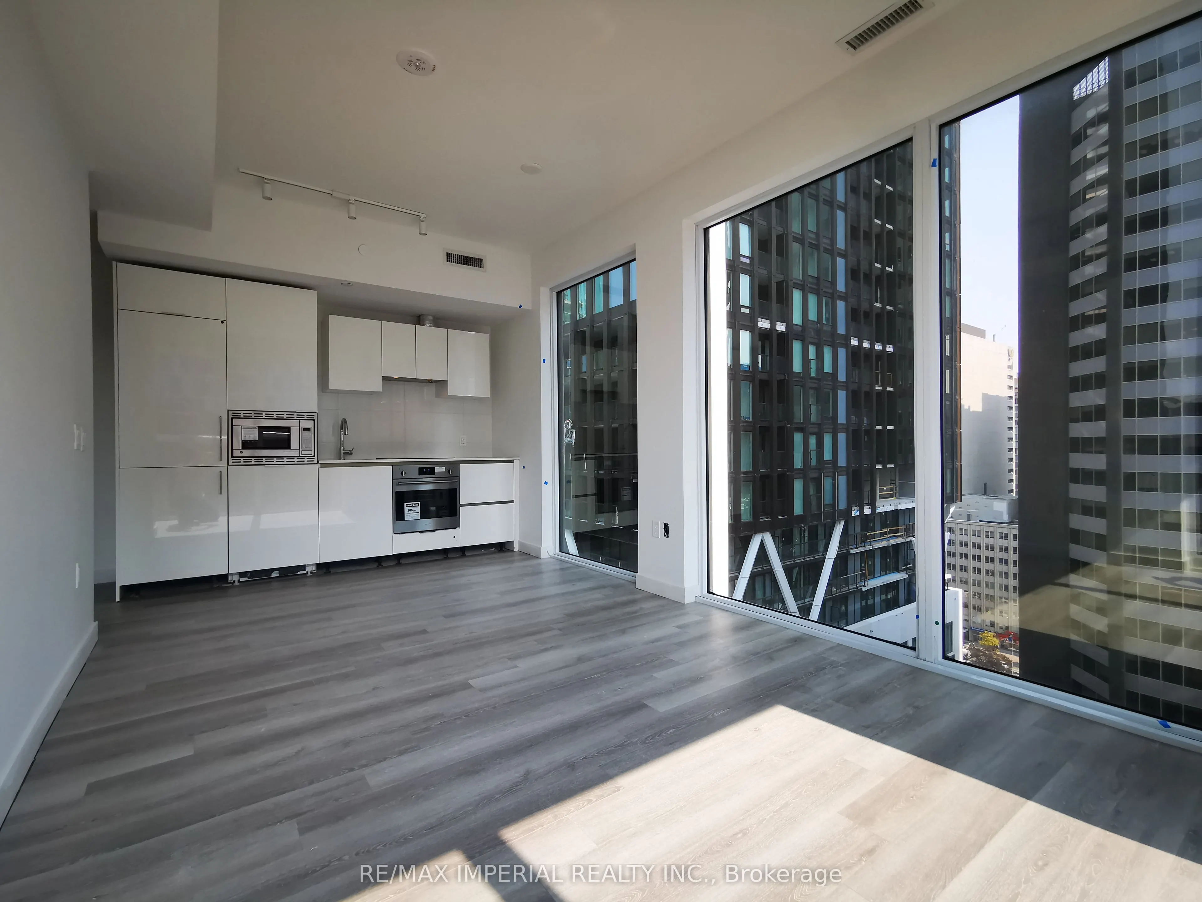 121 St Patrick Street, #1621