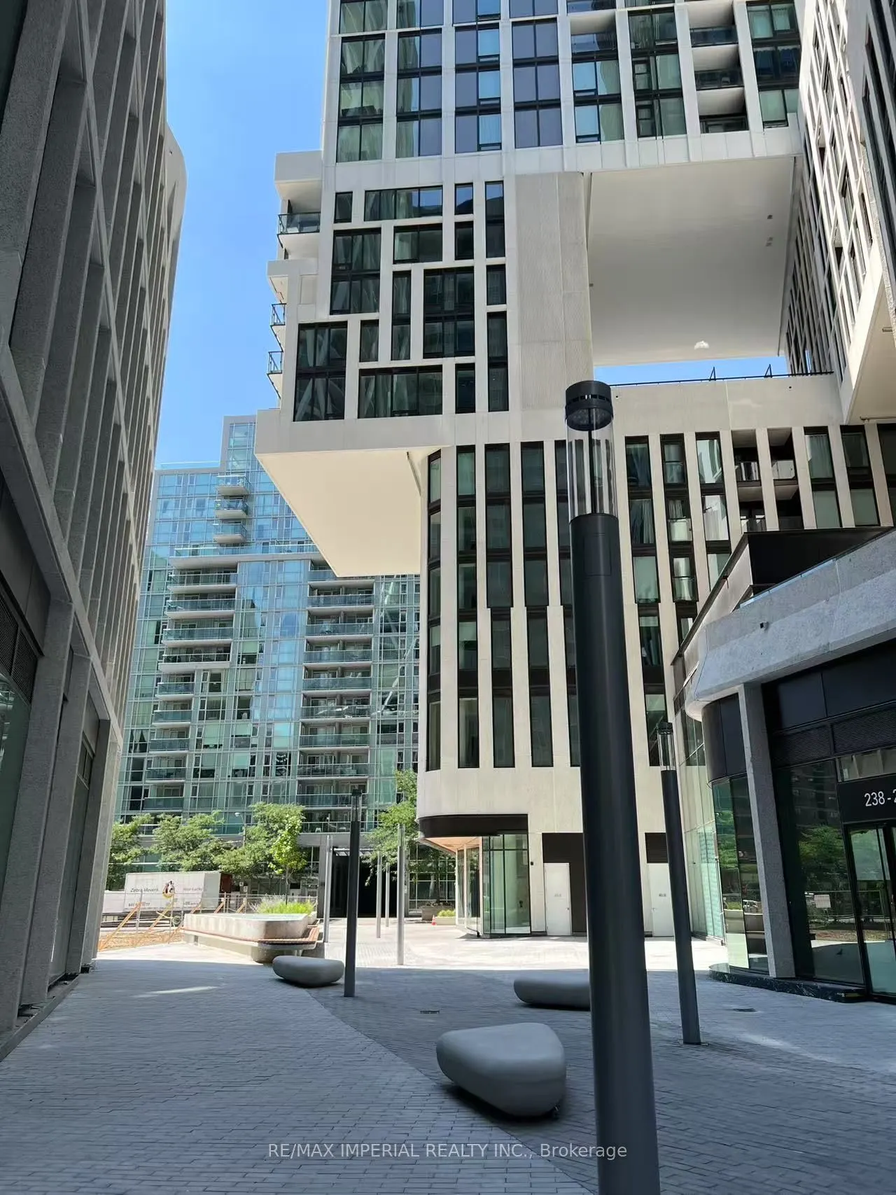 121 St Patrick Street, #1621