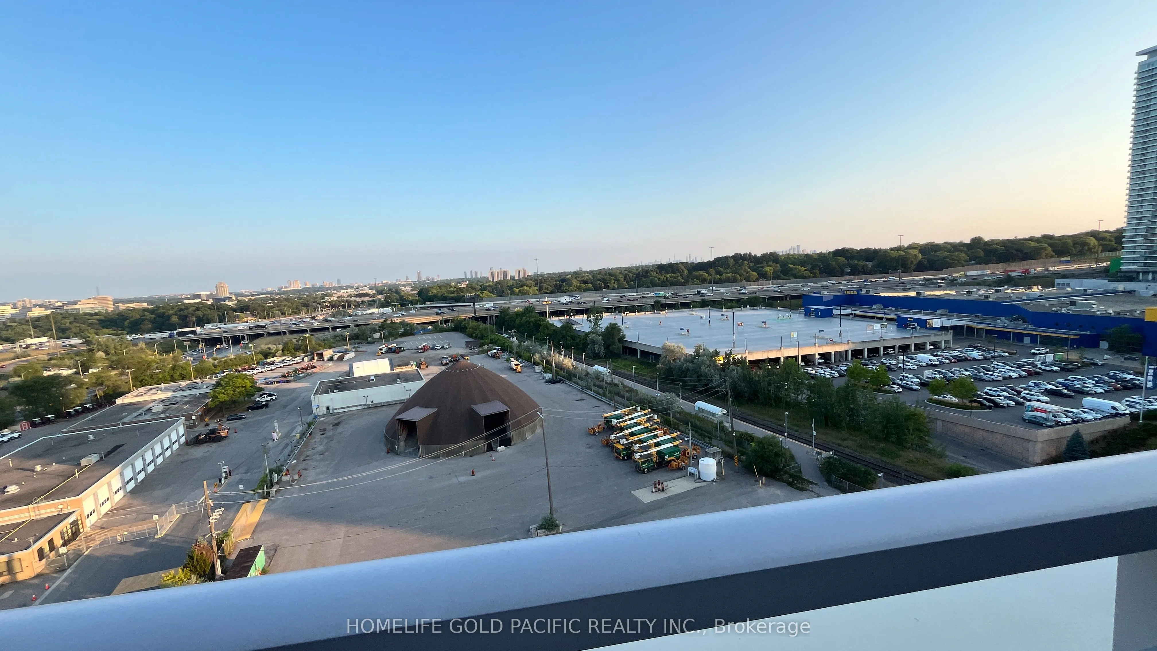 2756 OLD LESLIE Street, #1112