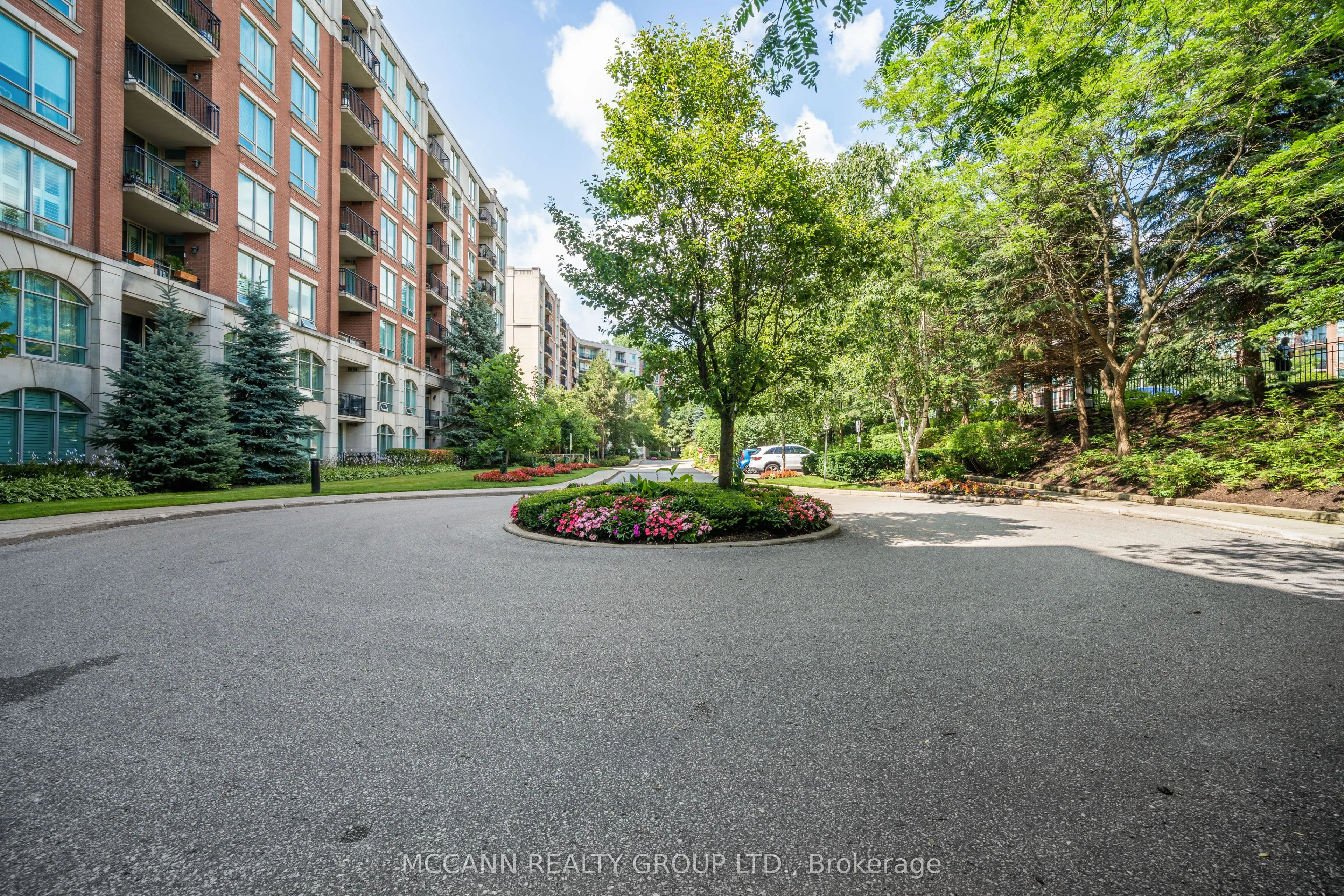 18 William Carson Crescent, #614
