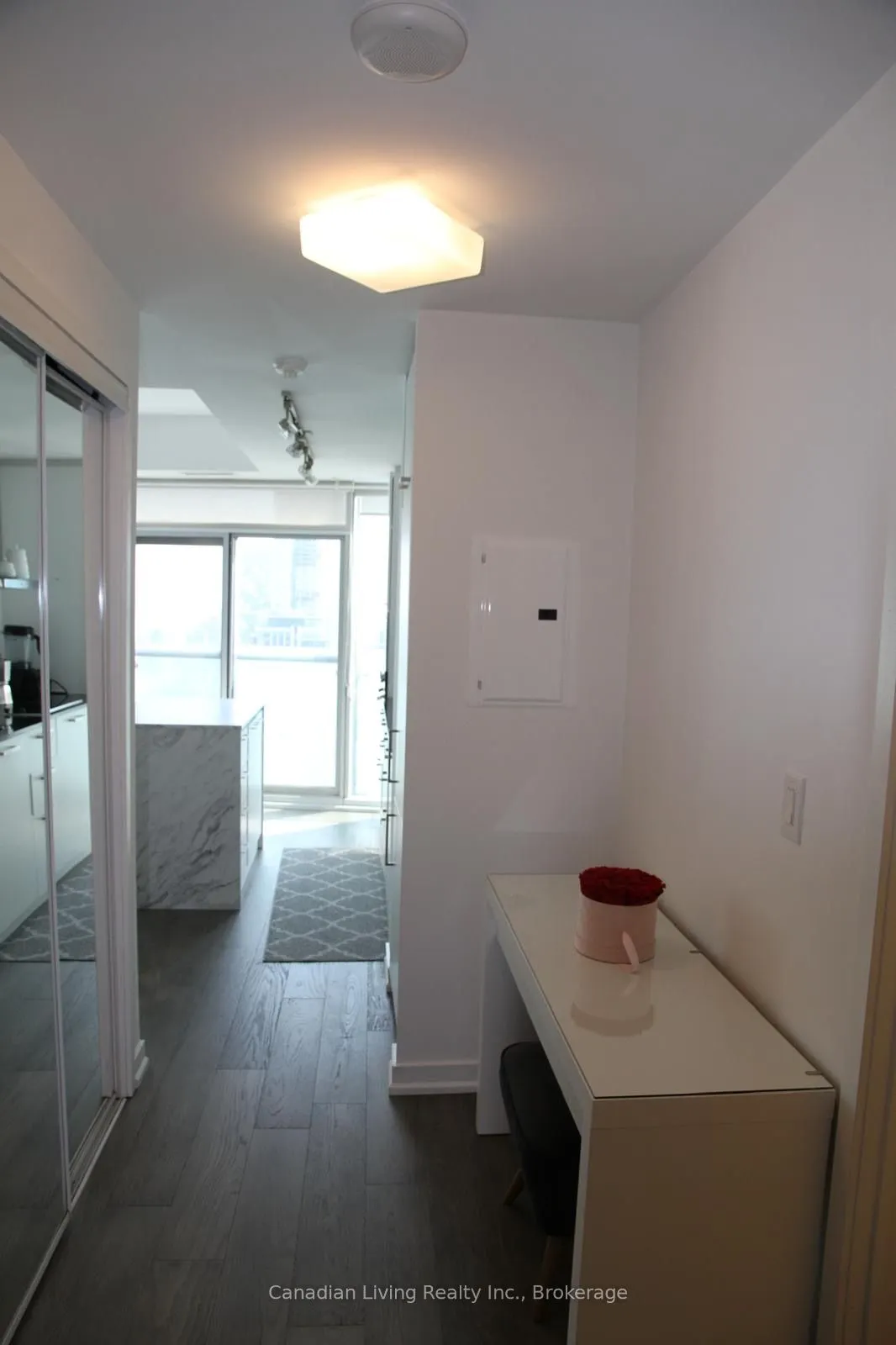 12 York Street, #5501