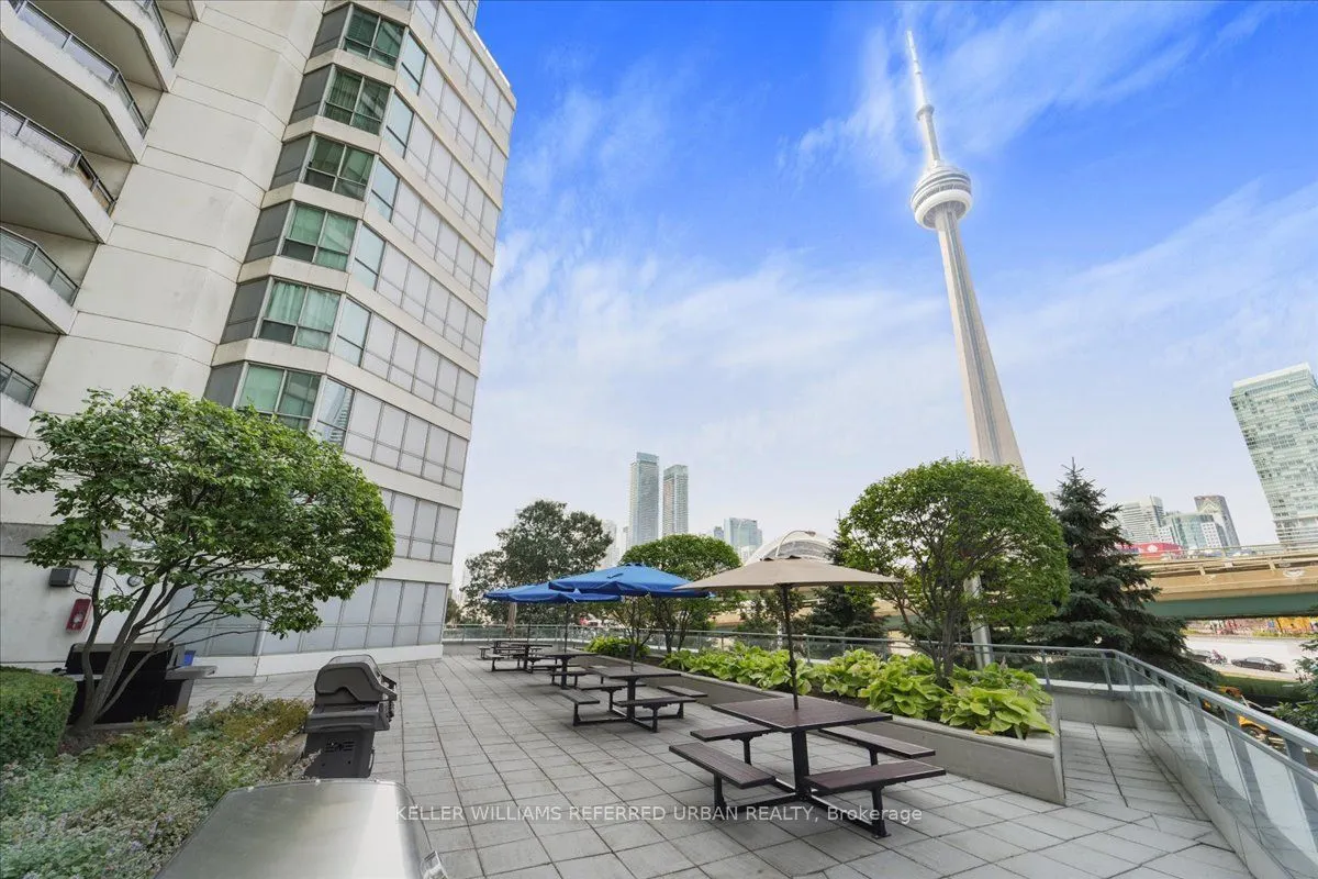 228 Queens Quay W, #2011