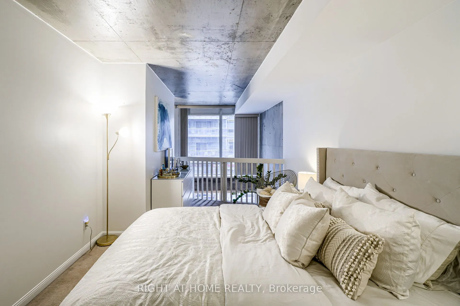 1029 King Street W, #215