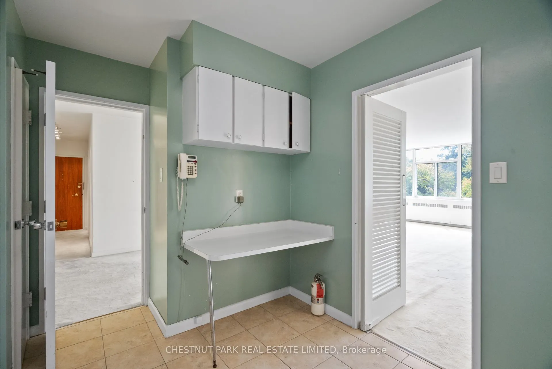 500 Avenue Road, #602
