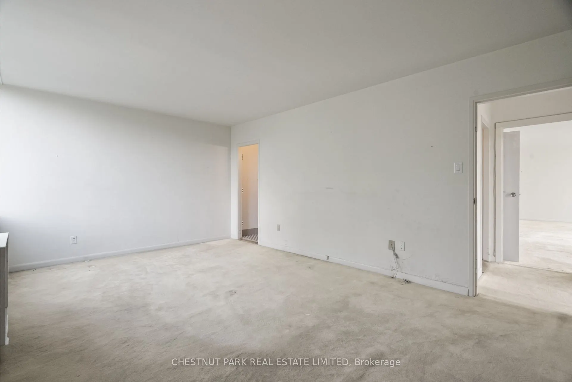500 Avenue Road, #602